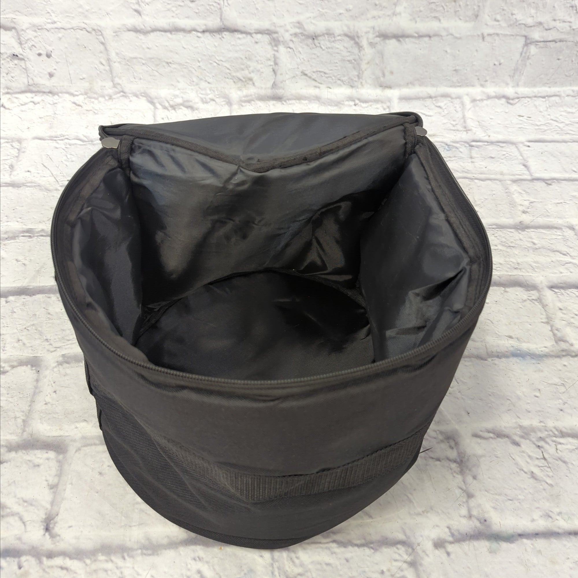 Unknown 10x8" Tom Bag