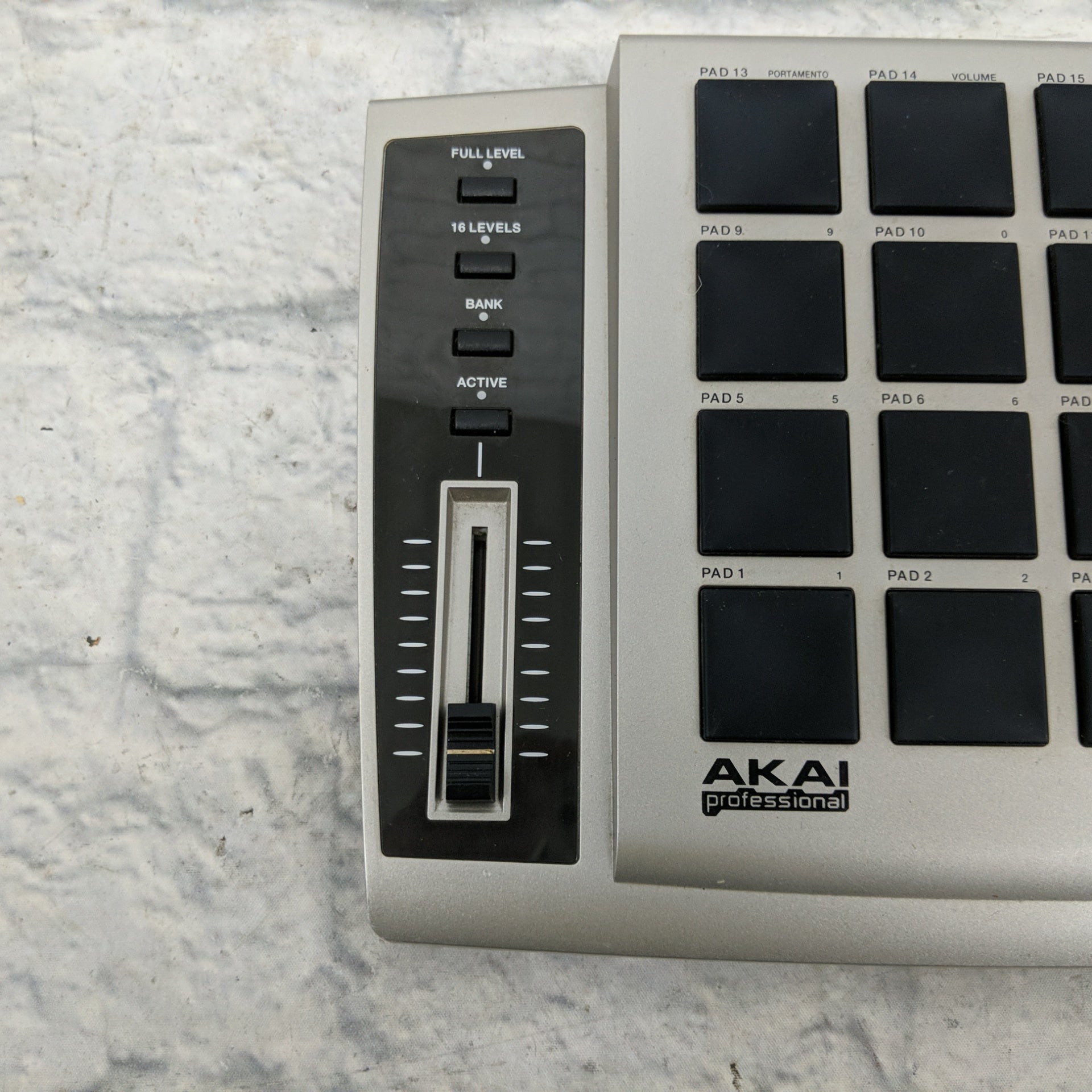 Akai Professional MPD16