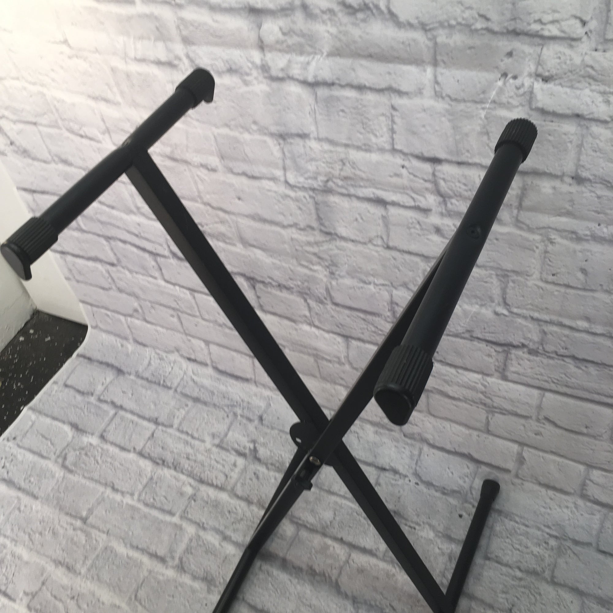 Unknown SingleX Keyboard Stand