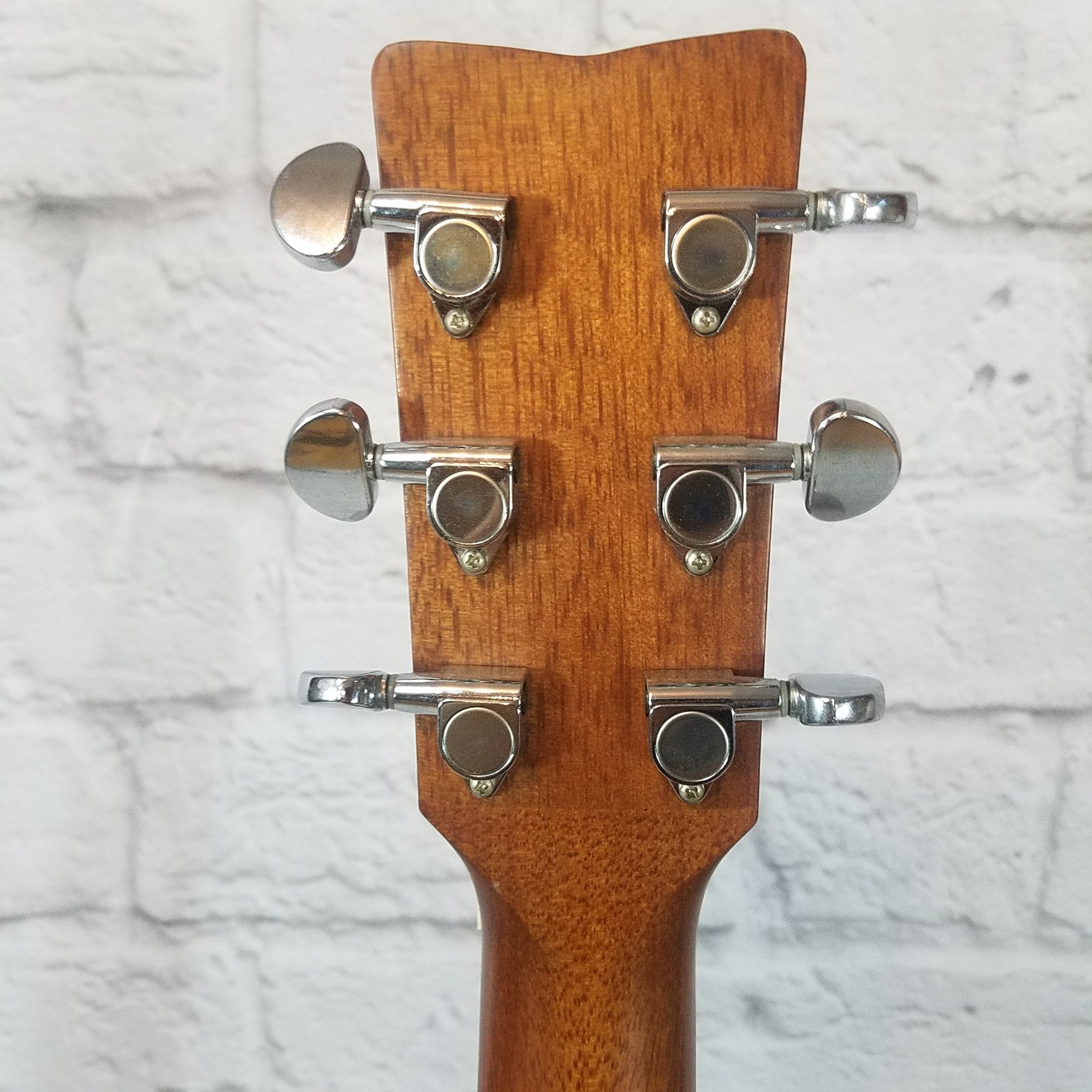 Yamaha FG700S Acoustic Guitar