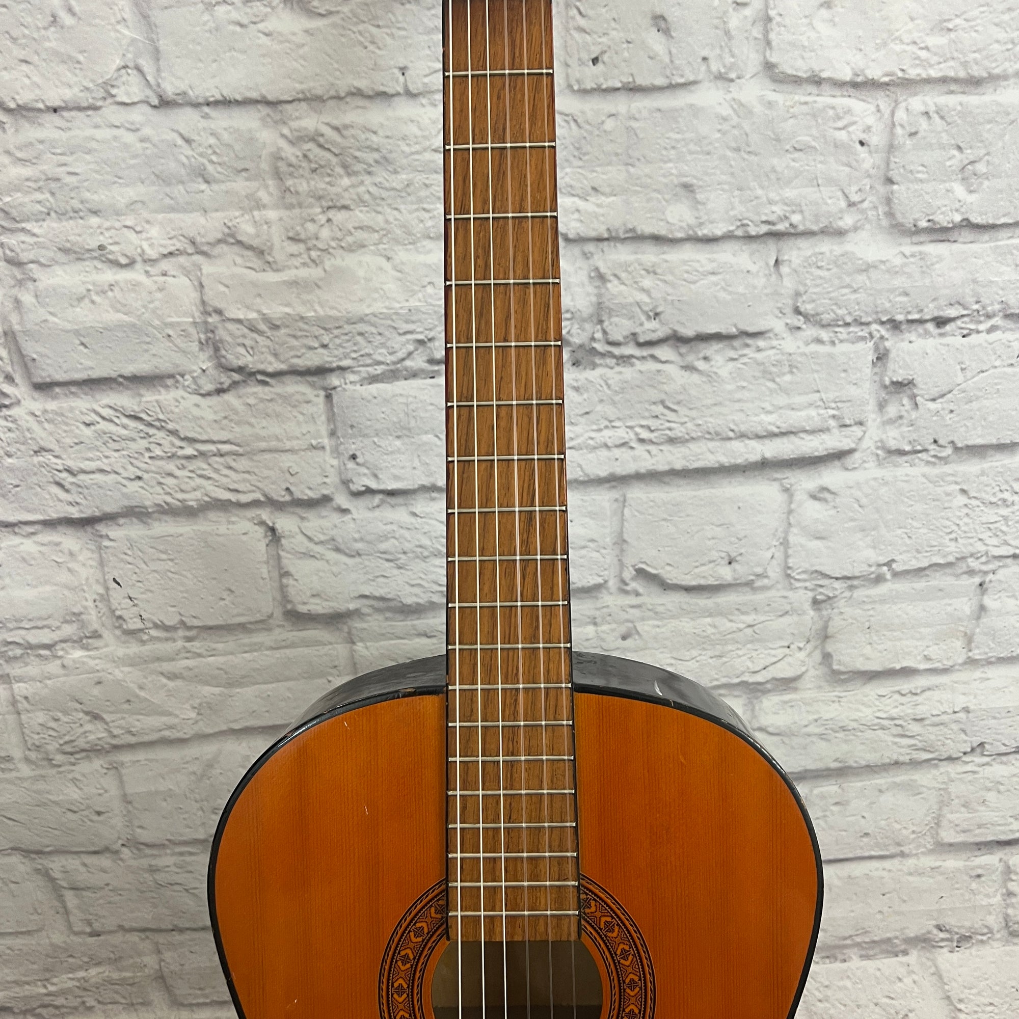 Unknown Classical Acoustic Guitar