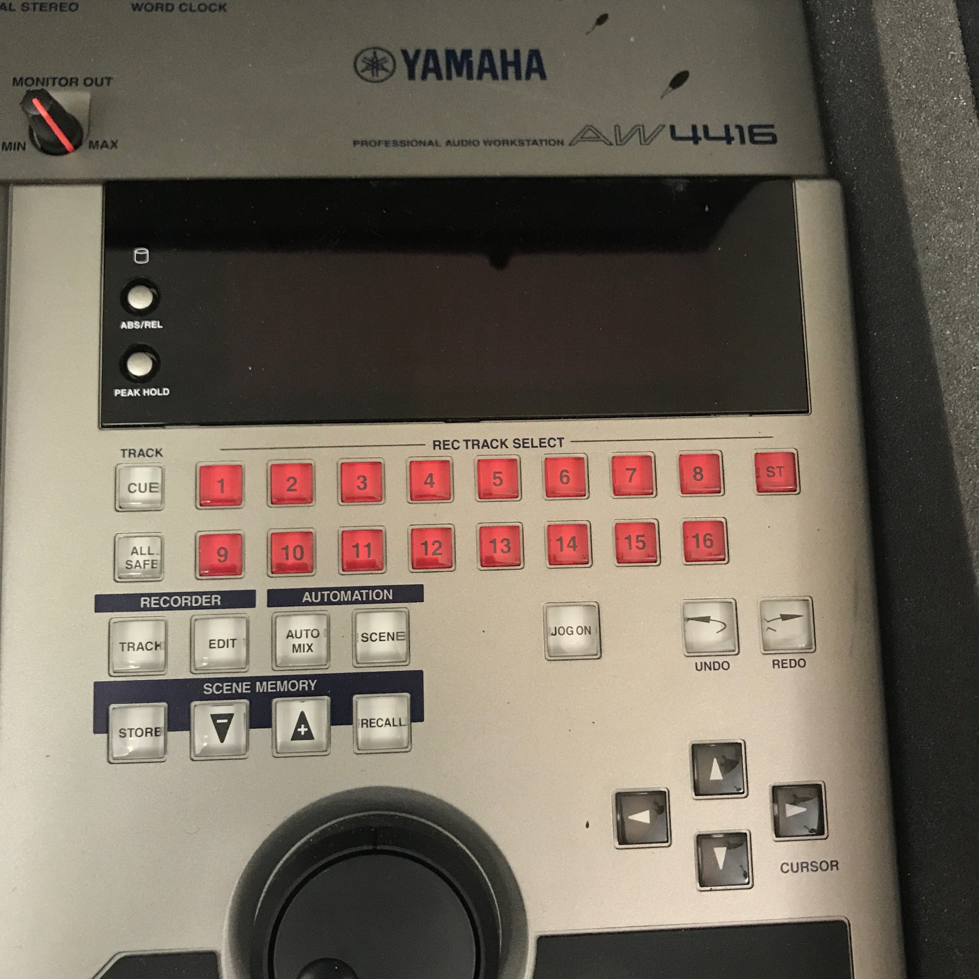 Yamaha AW 4416 Digital Recorder w/ Hard Case