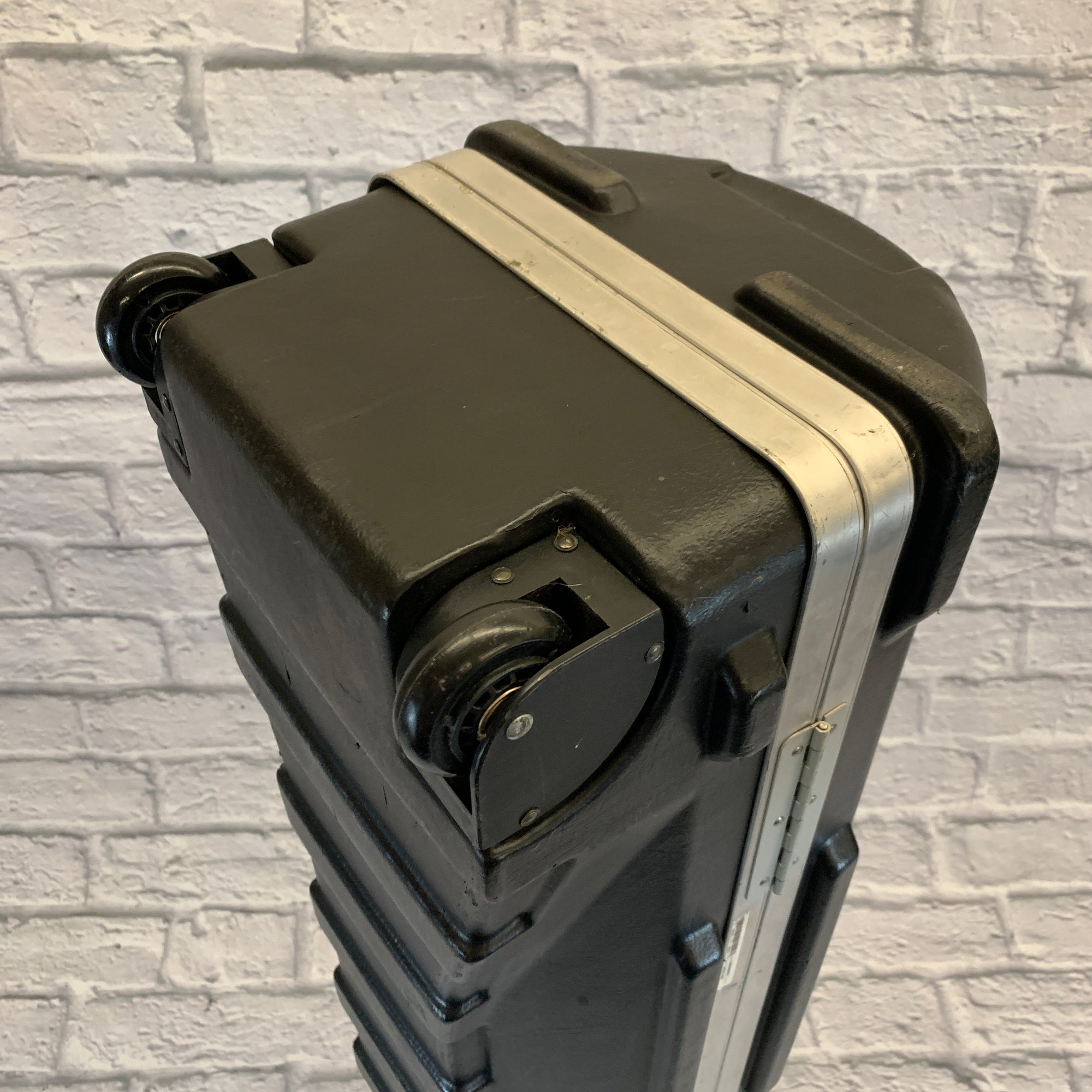 SKB Rolling Hardware Case