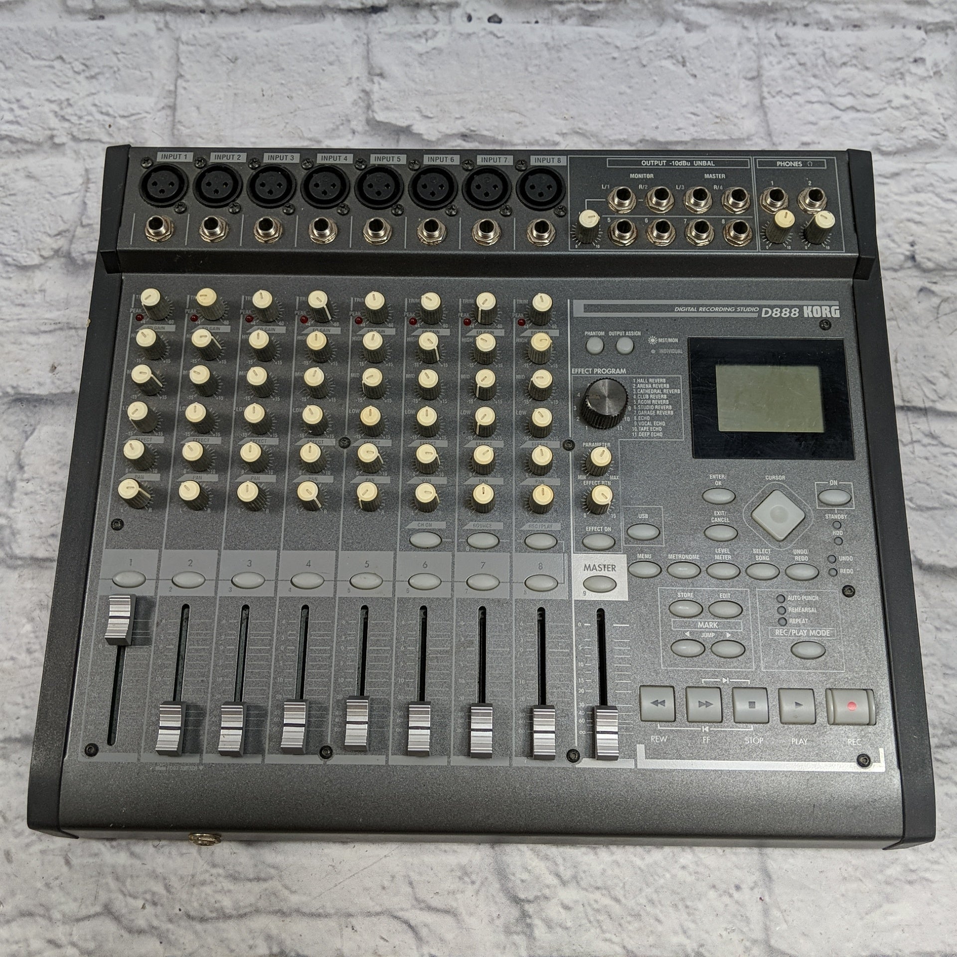 Korg D888 Digital Multitrack Recorder - Evolution Music