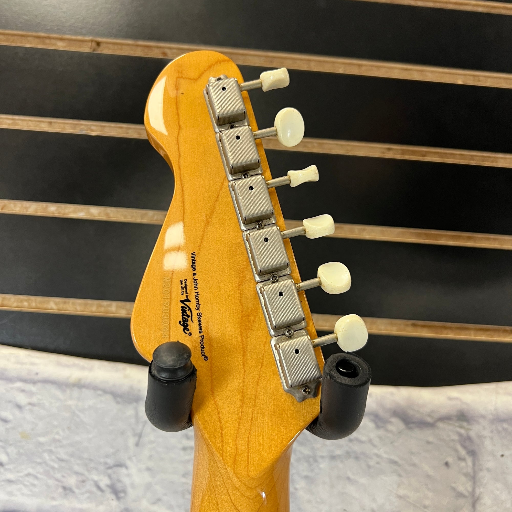Vintage (Brand) V6 Reissued HSS Black