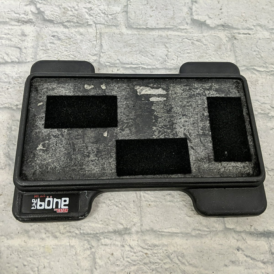 Gator The Bone Mini Pedalboard
