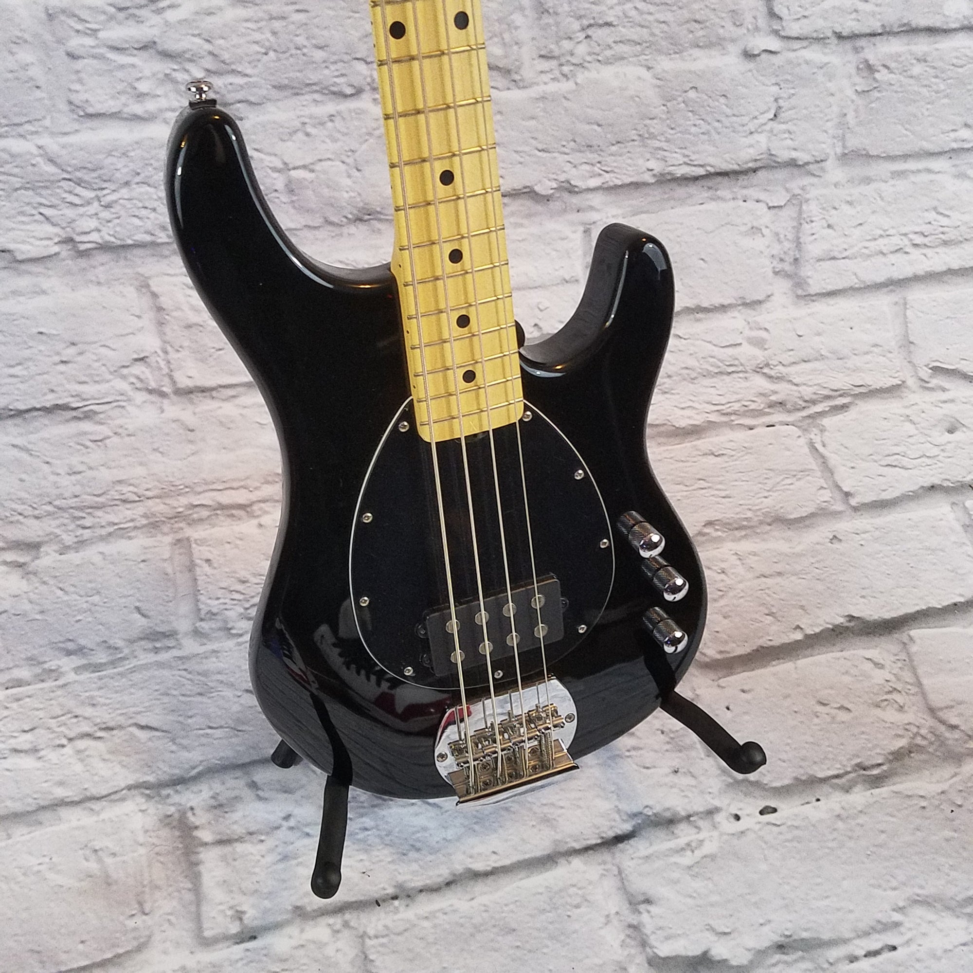 ベース ERNIE BALL MUSICMAN Sterling 4 used】ERNIE BALL MUSIC MAN / Sterling 4 HS Black #F10736
