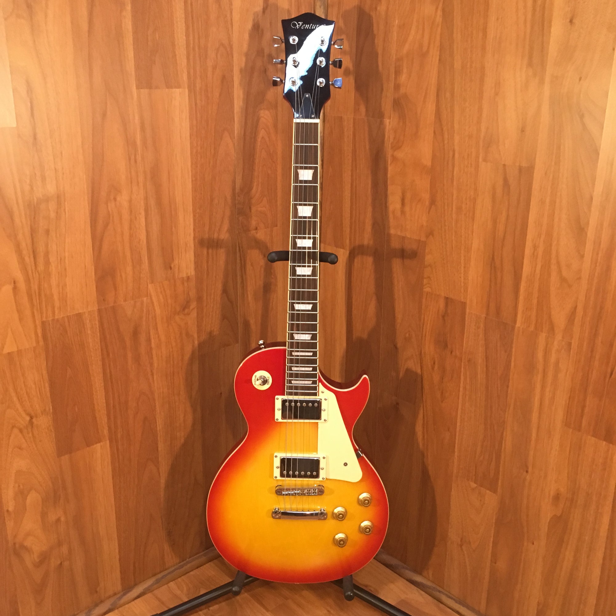 ** Ventura V28 Redburst LP Style Electric Guitar