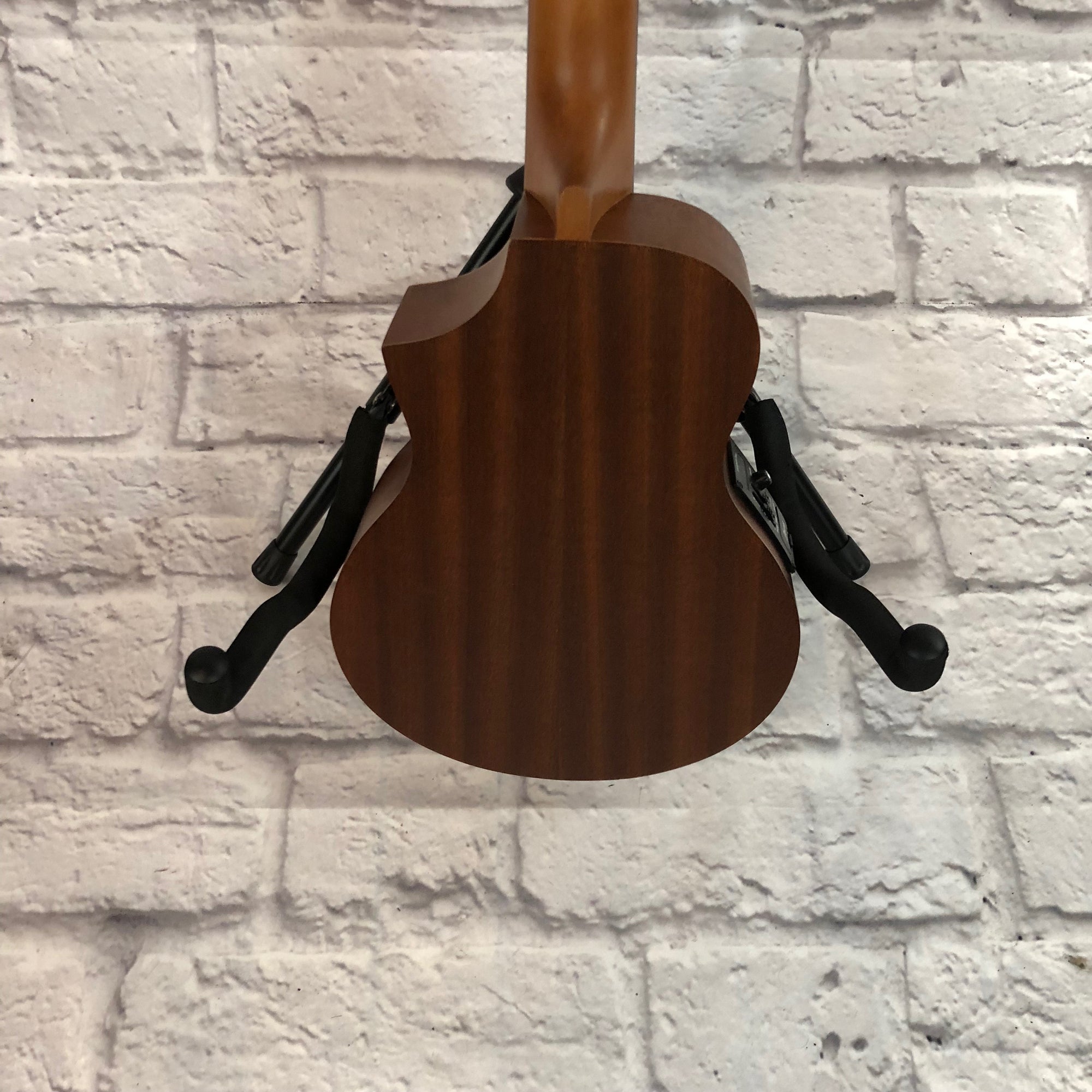 ** Ibanez UEW5E Acoustic-Electric Ukulele Open Pore Natural