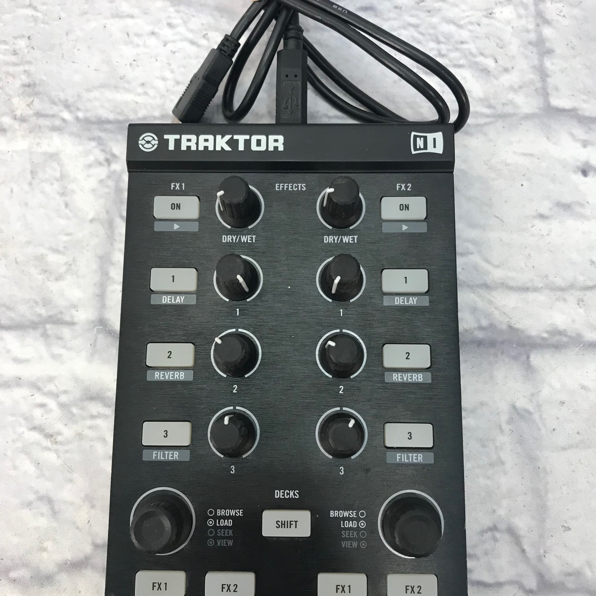 Native Instruments Traktor Kontrol X1