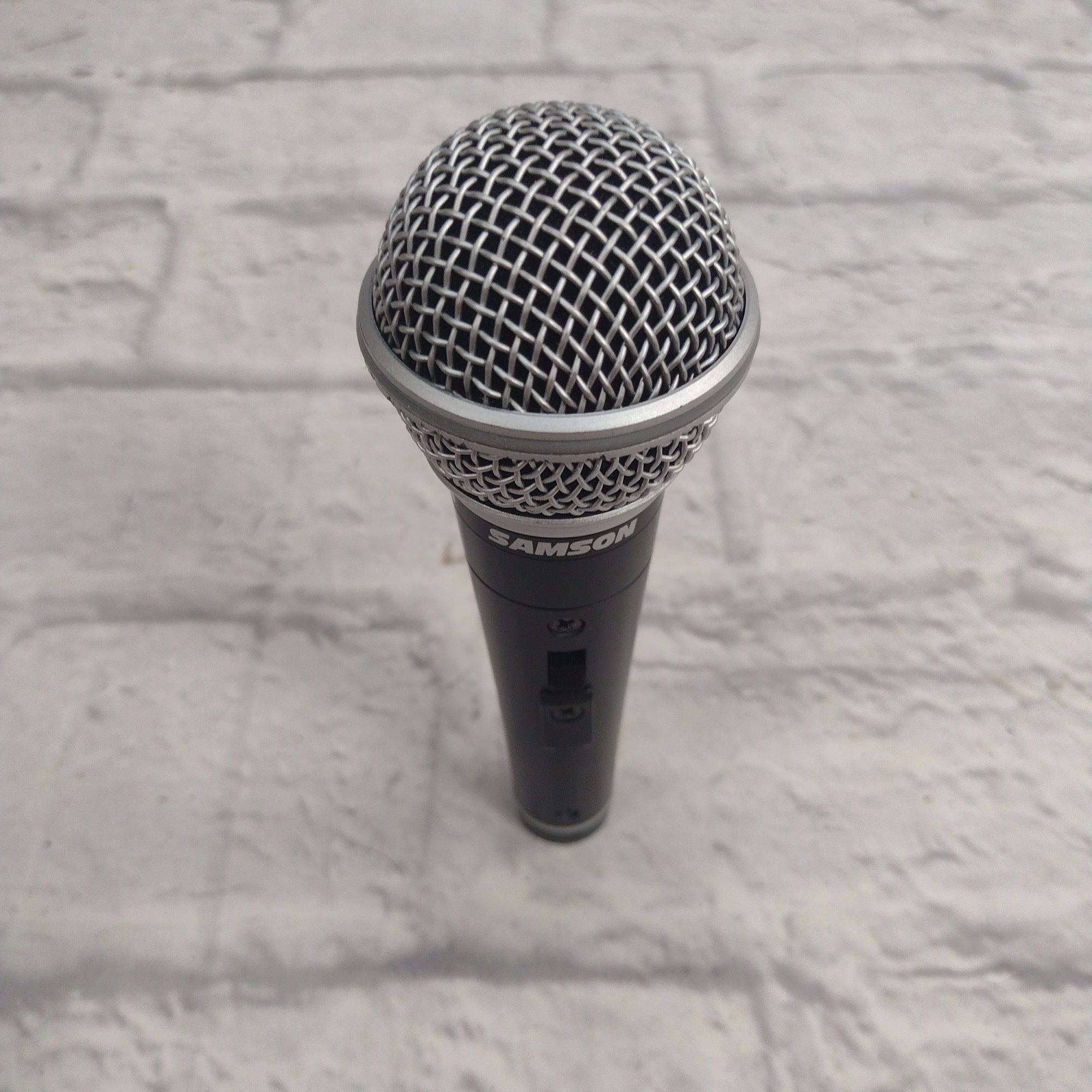 Samson R21S Dynamic Microphone