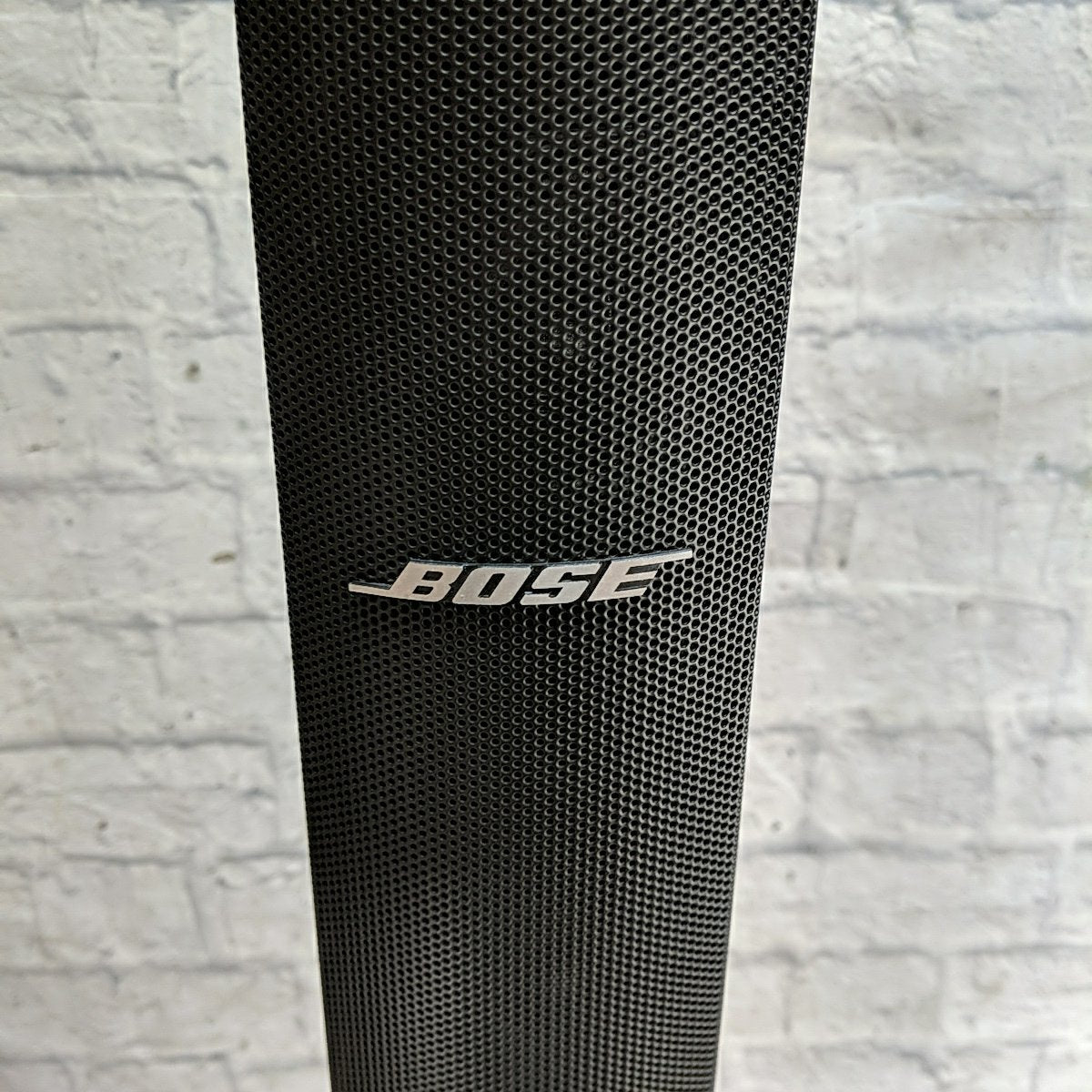 Bose L1 Model 1 Speaker System w/ B1 Sub and T1 Mixer