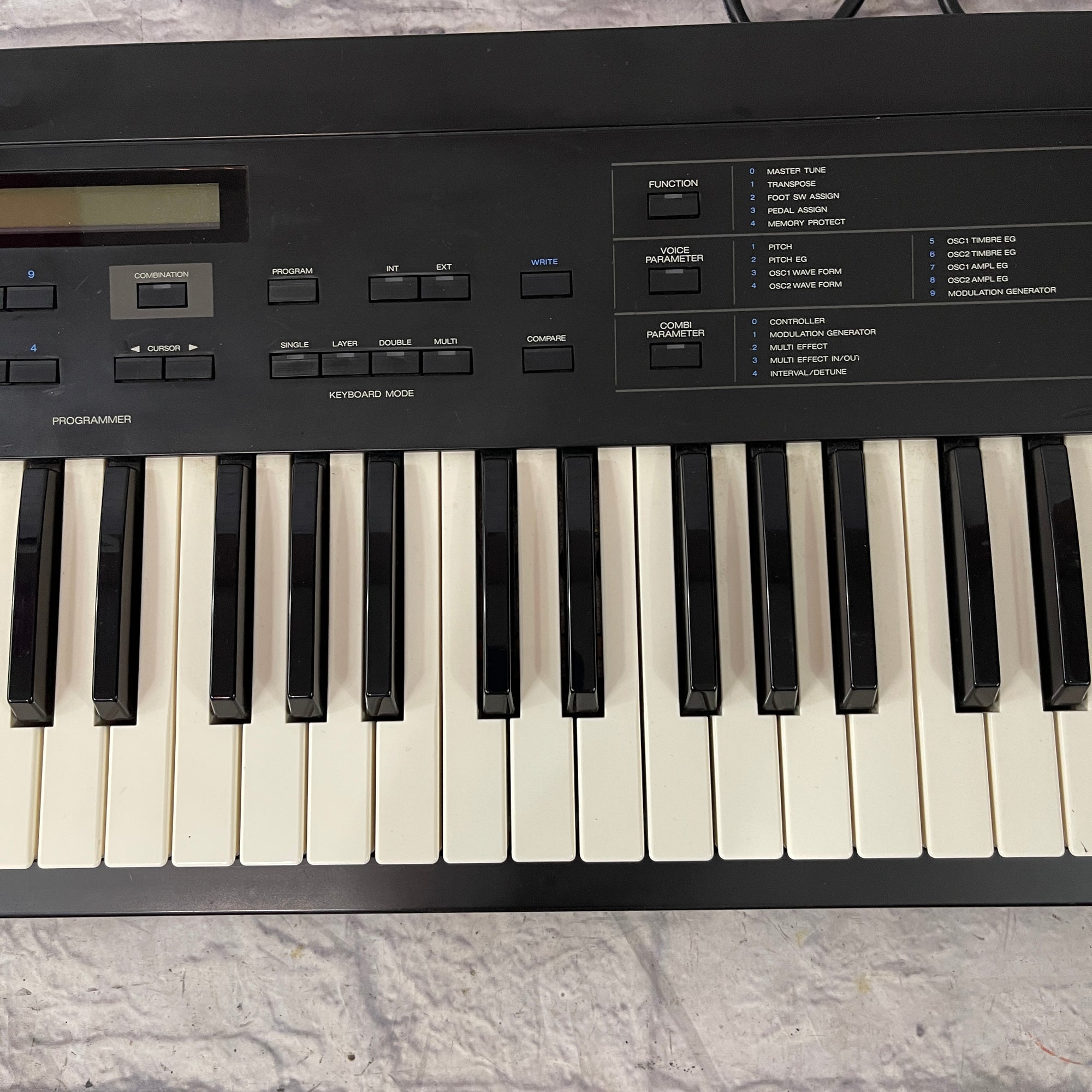 Korg DS-8 Digital Synth