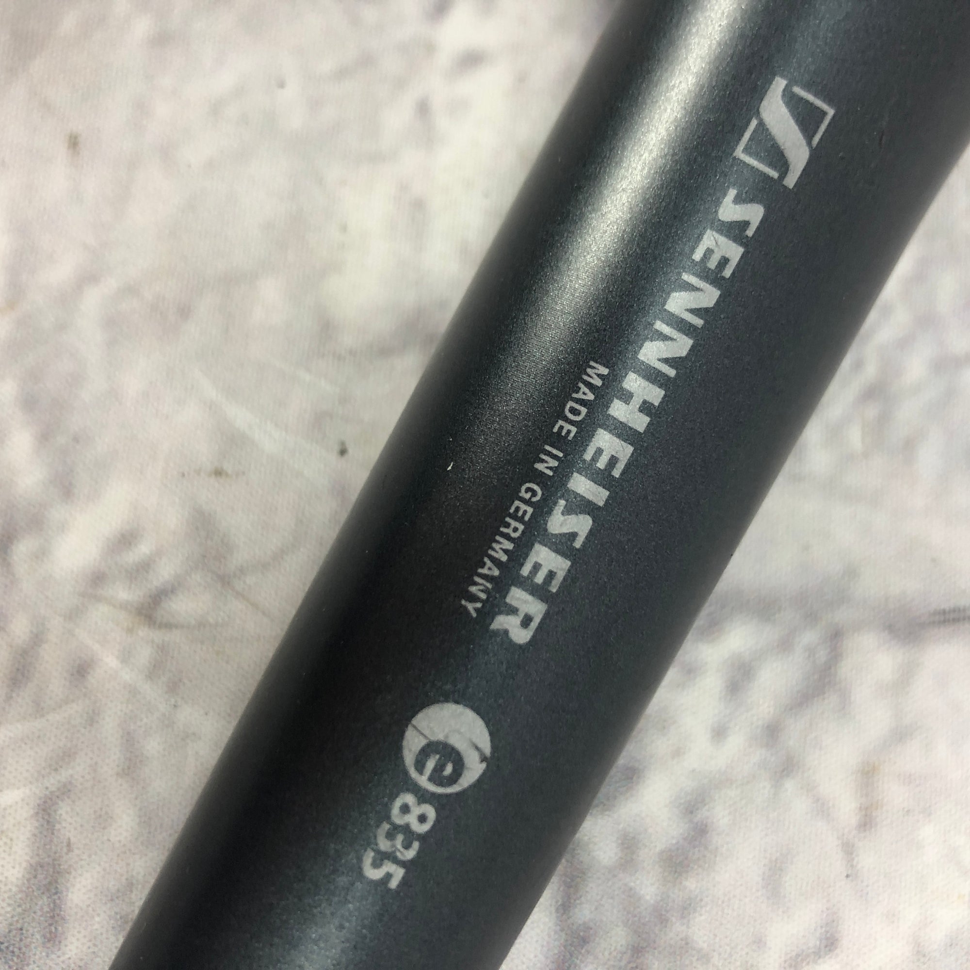 Sennheiser E835 Dynamic Vocal Microphone