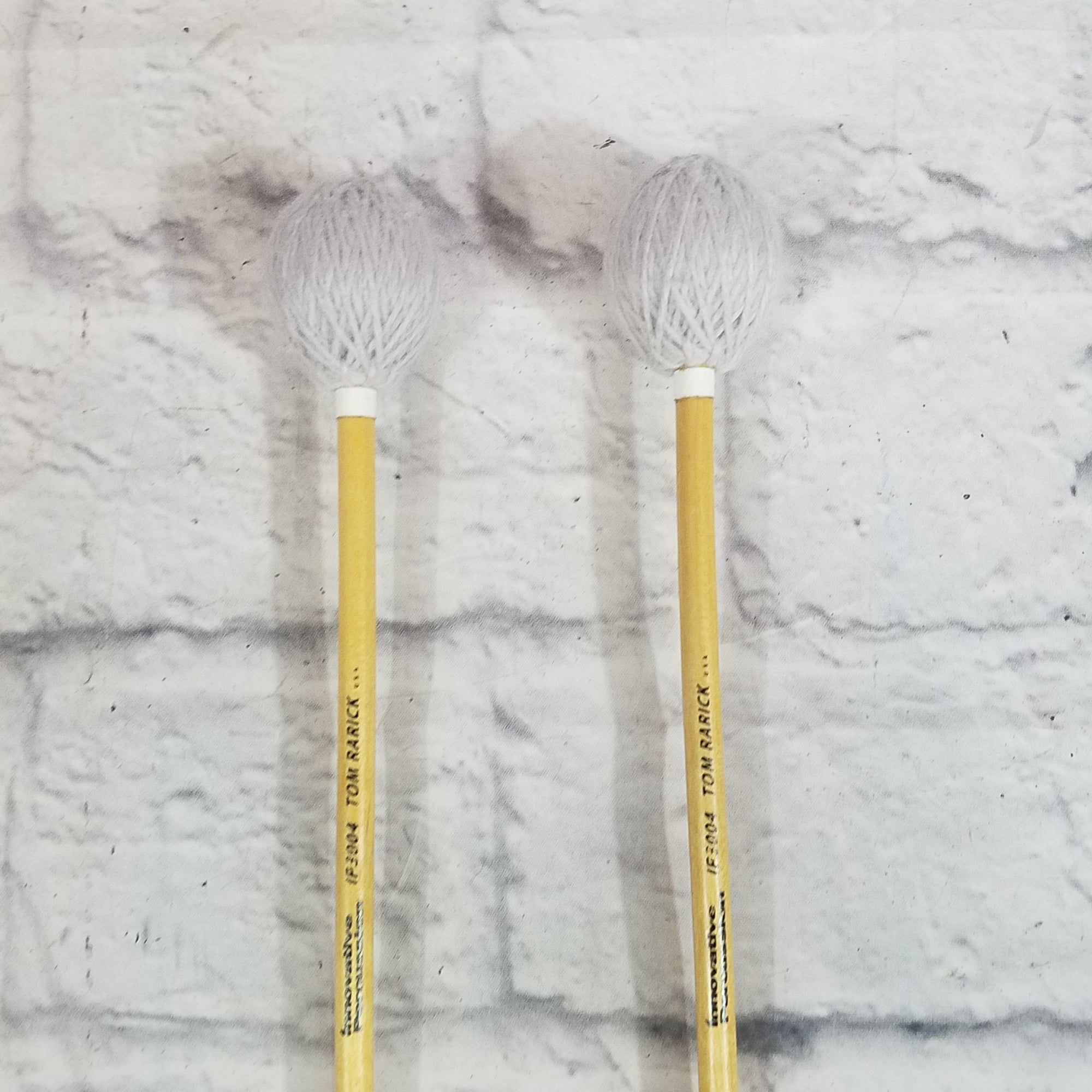Innovative Percussion IP3002 Tom Rarick Series Medium Soft Marimba Mallets - Pewter Yarn - Birch