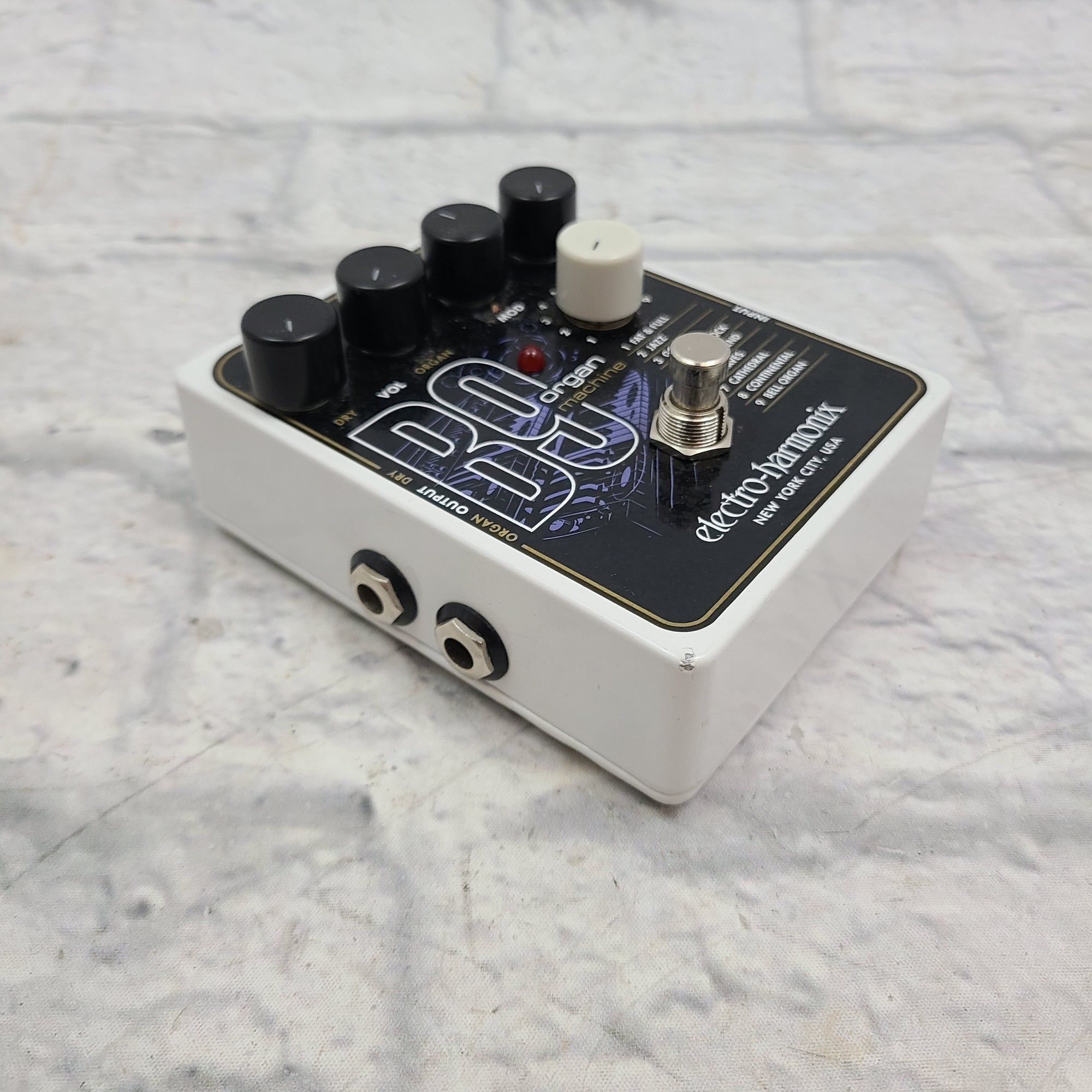 Electro-Harmonix B9 Organ Machine Modulation Pedal
