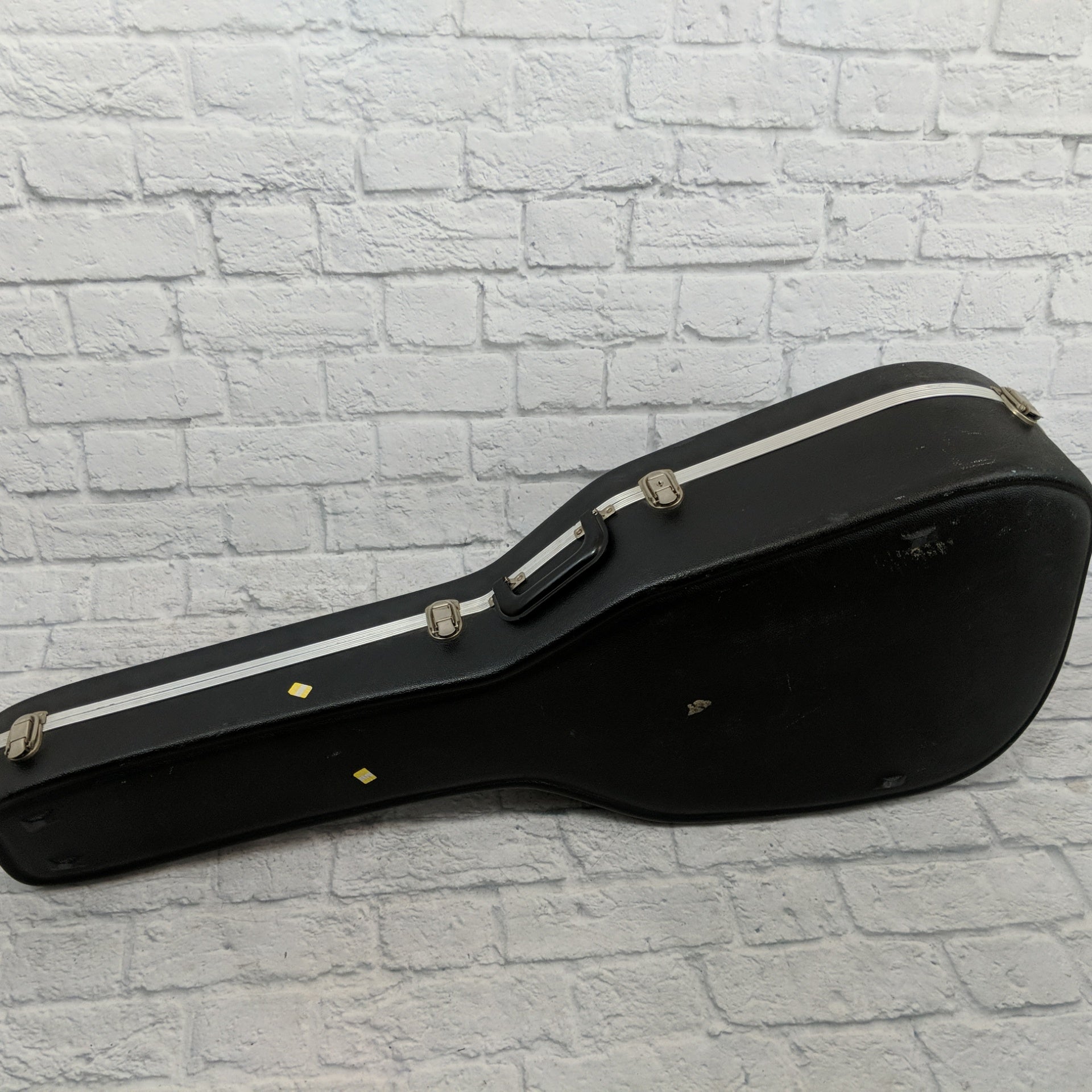 Ovation Hardshell Case