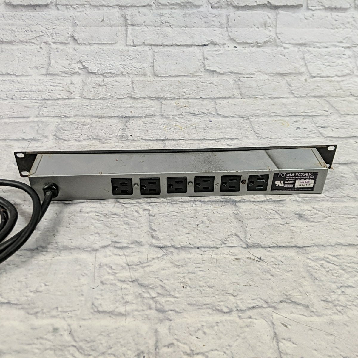 Perma Plus Electroncis Perma Power Power Tap  Power Rackmount Power Strip