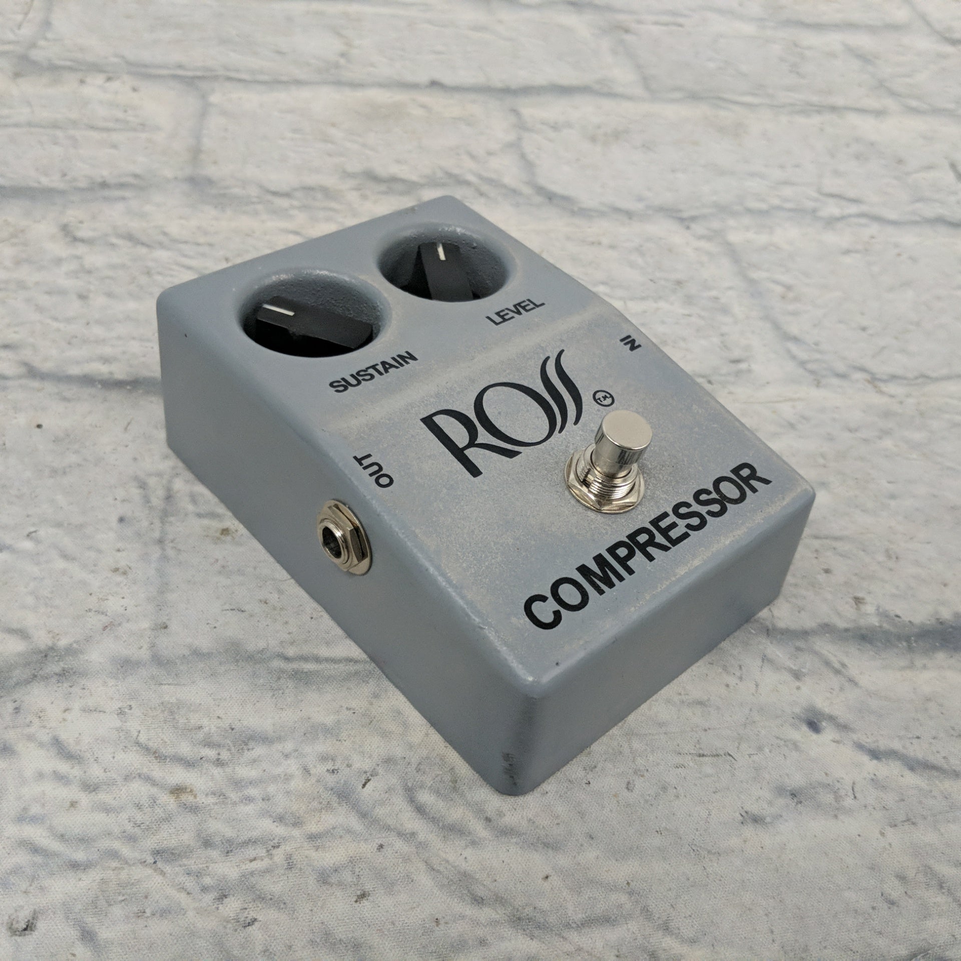 Ross Compressor Pedal Reissue - Evolution Music
