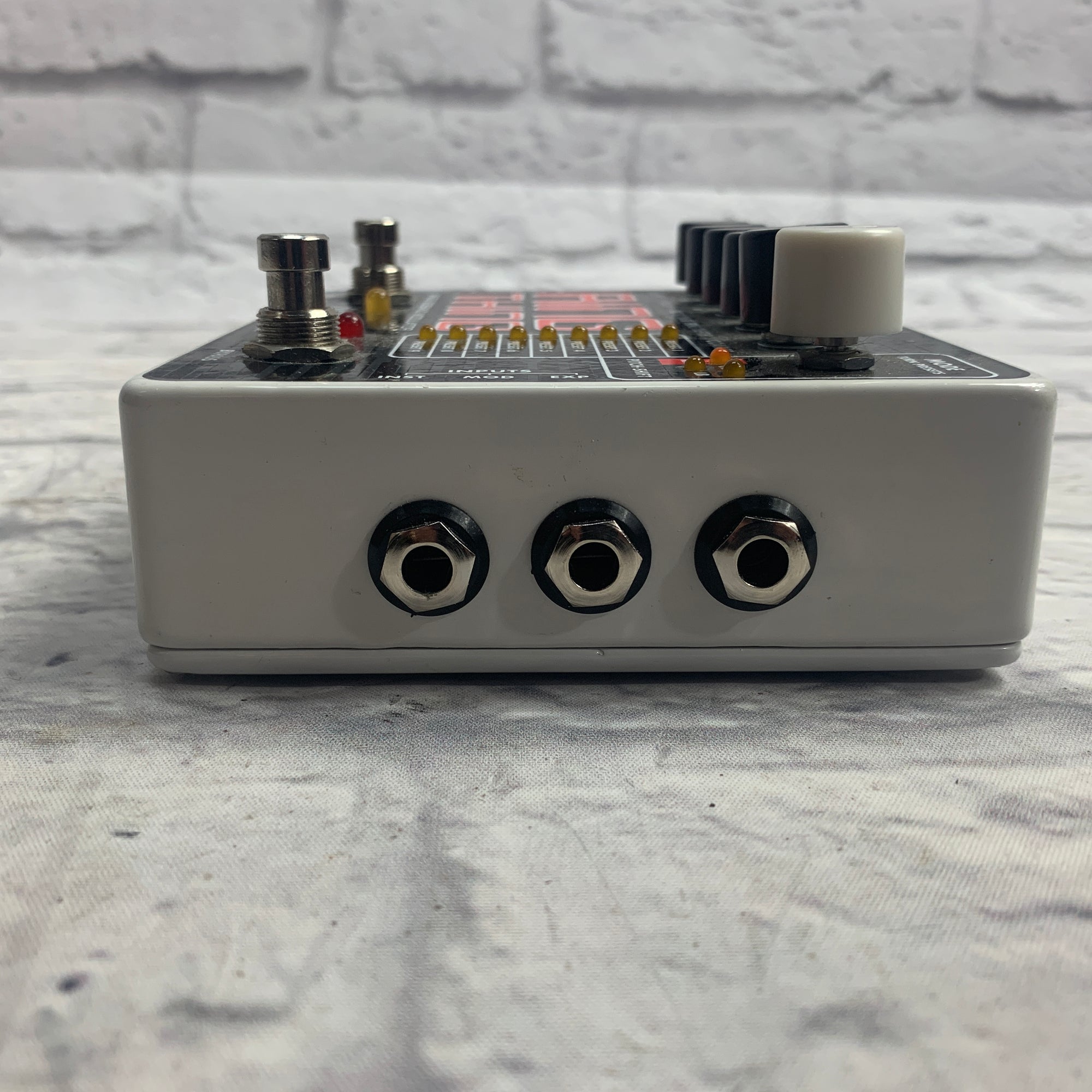 Electro-Harmonix Ring Thing Pedal