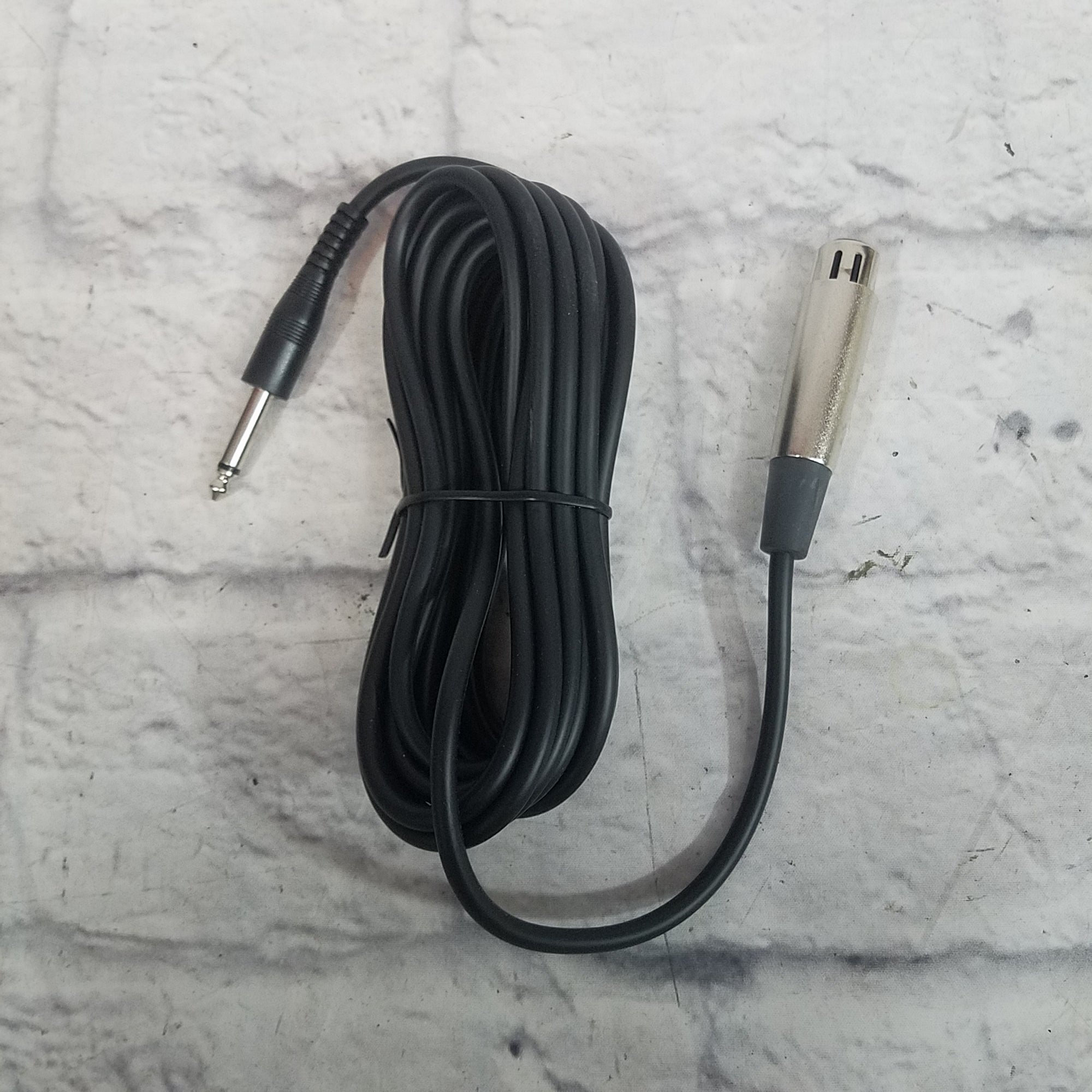 Audio 2000's ADM-106 Vocal Microphone
