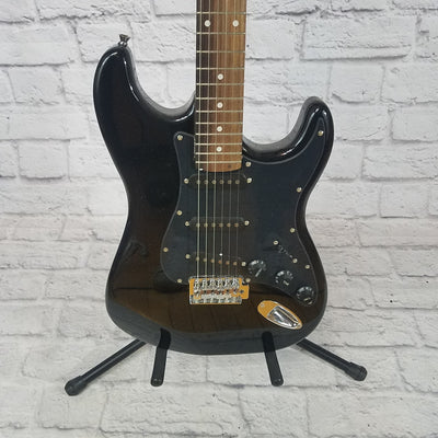 Austin AST100BK Strat Style Electric Guitar Black with Black Pickguard