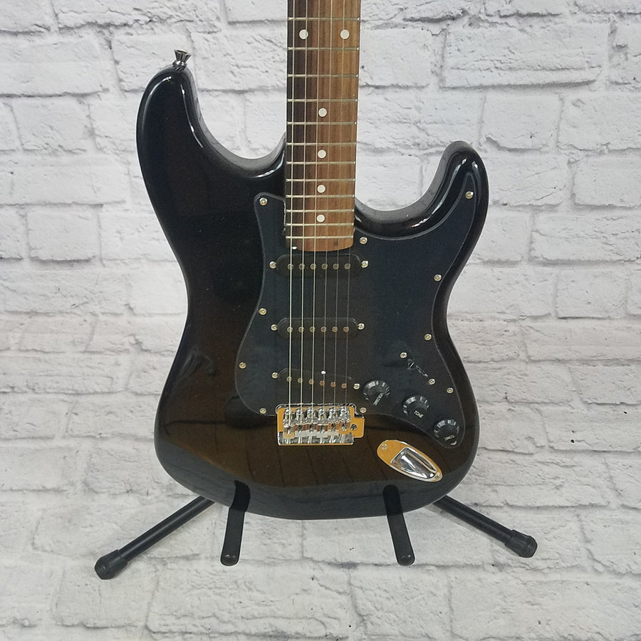 Austin AST100BK Strat Style Electric Guitar Black with Black Pickguard
