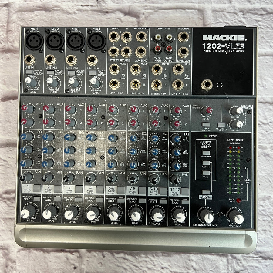 Mackie 1202VLZ3 12-Channel Mixer