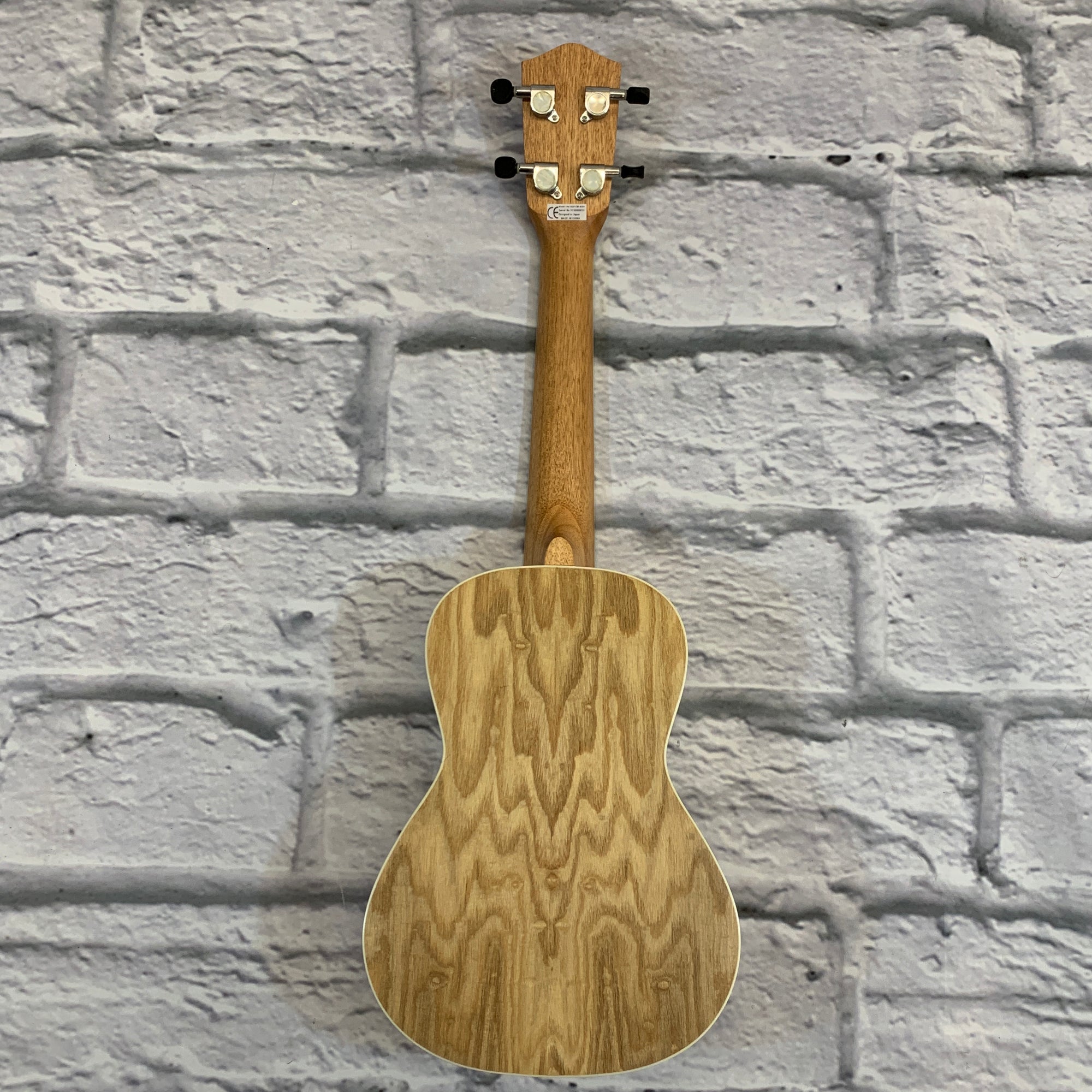 Suzuki SUKCB-ASH Concert Ukulele - New Old Stock!