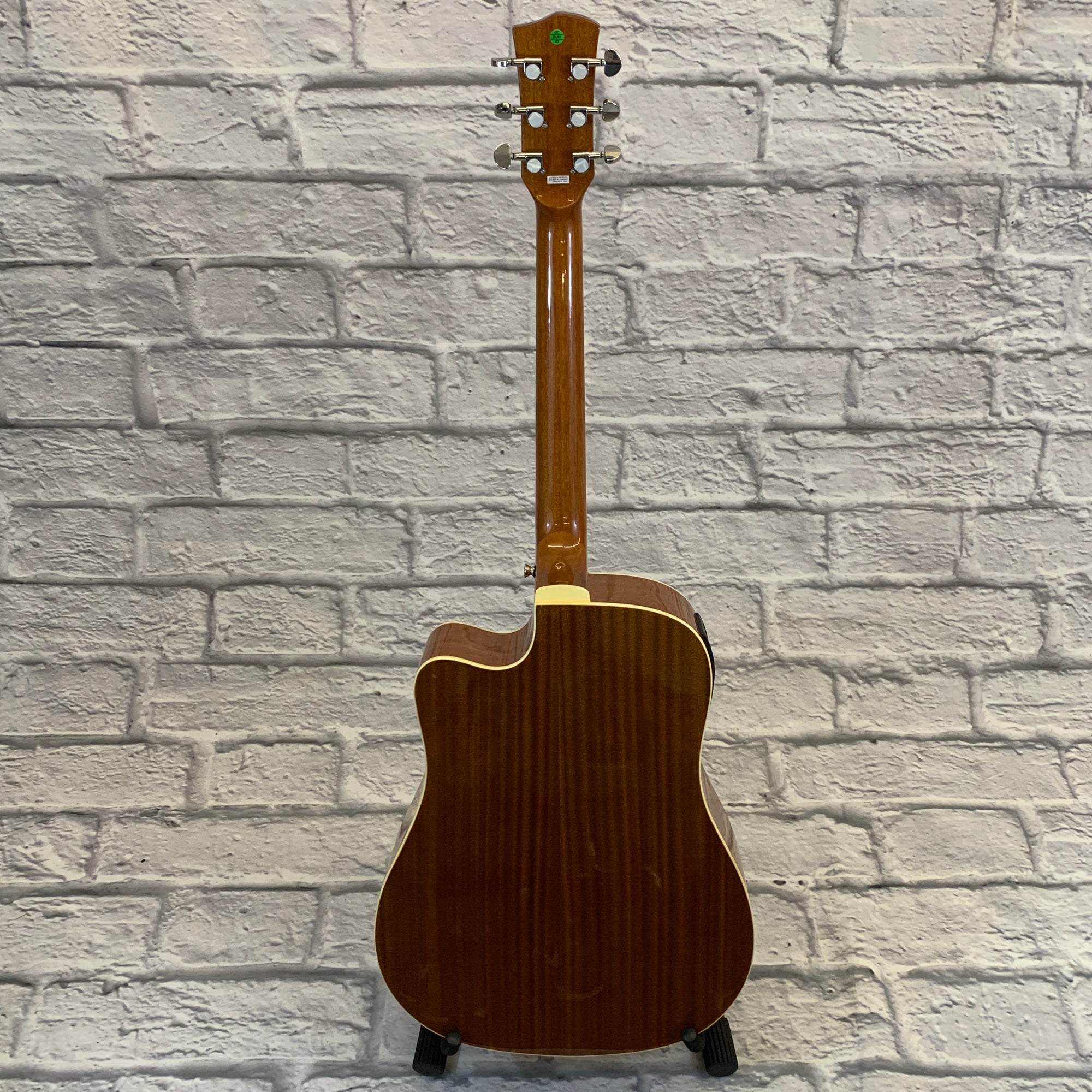 Suzuki SDG-45CE Acoustic/Electric Cutaway Natural