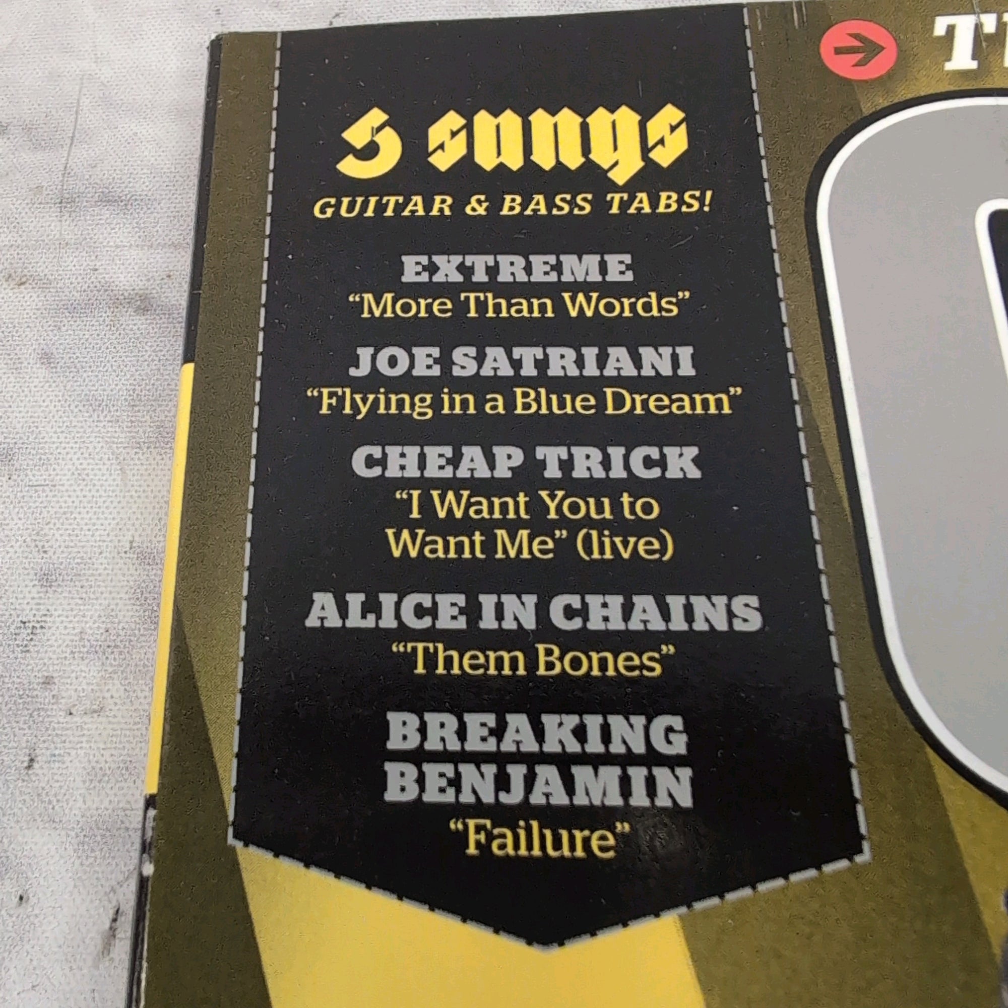 Guitar World September 2015 | Chris Broderick | Gus G. | Joe Satriani Magazine