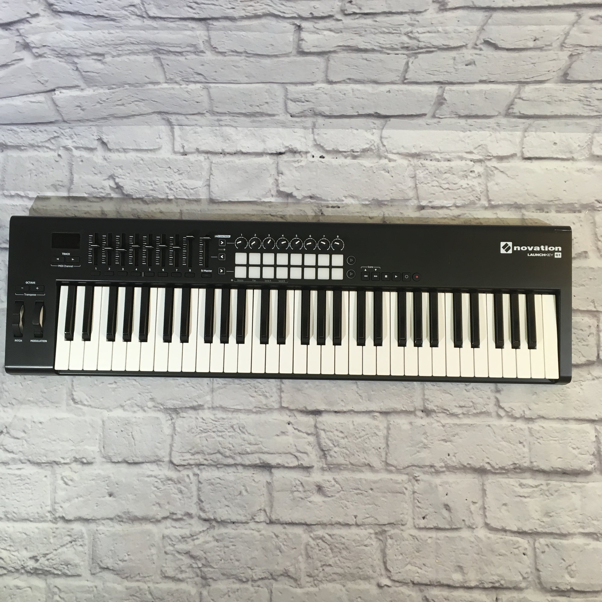 Novation Launchkey 61 Controller