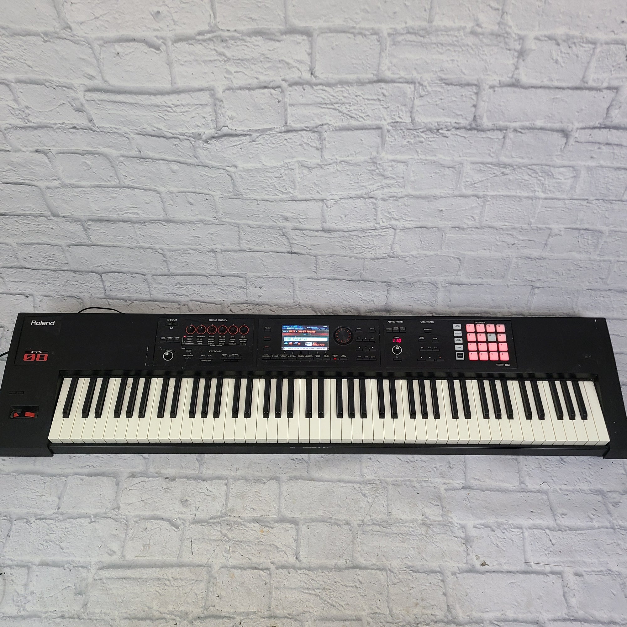 Roland FA-08 88-Key Synthesizer Workstation with Weighted Keys