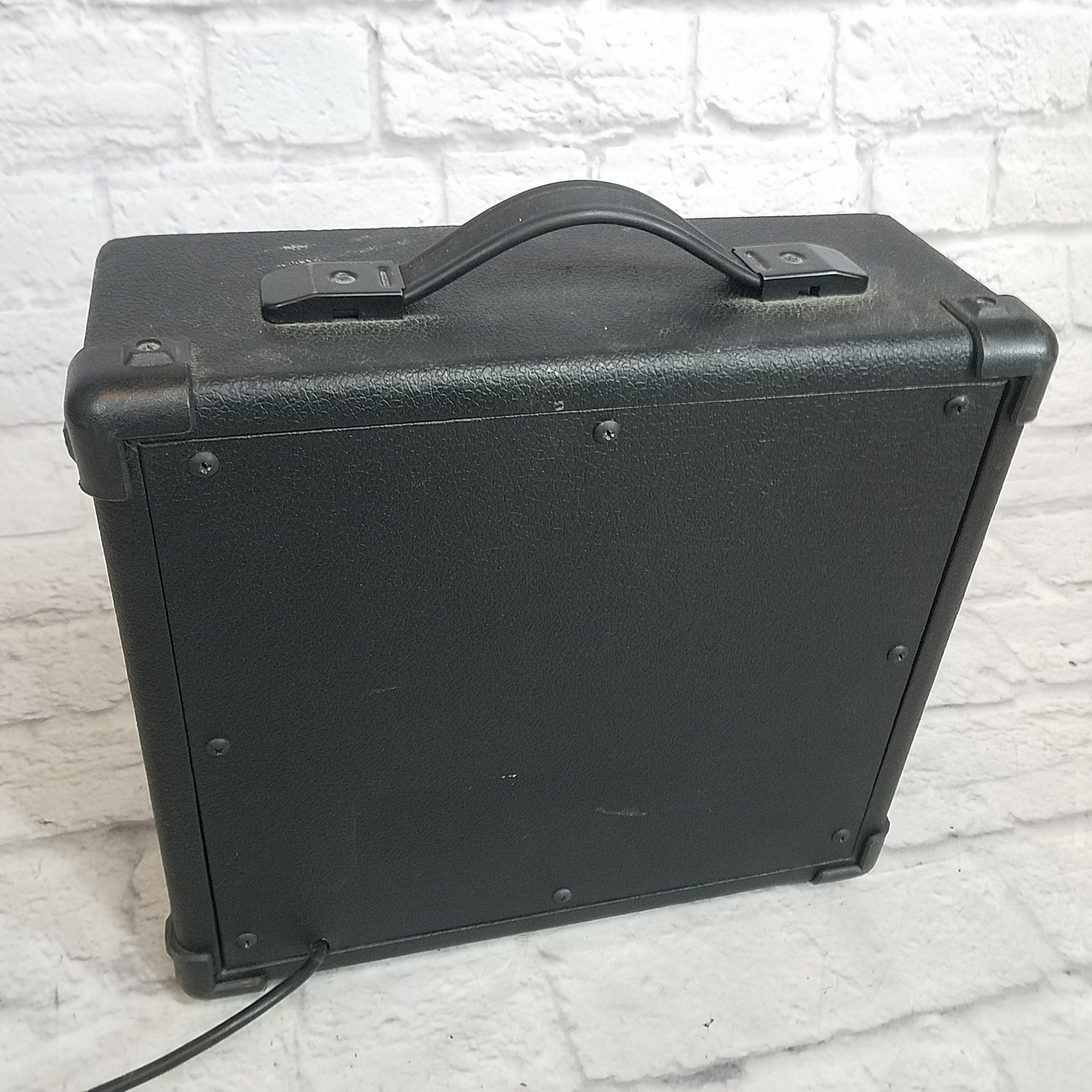 Dean Bassola 10 Bass Practice Combo Amplifier