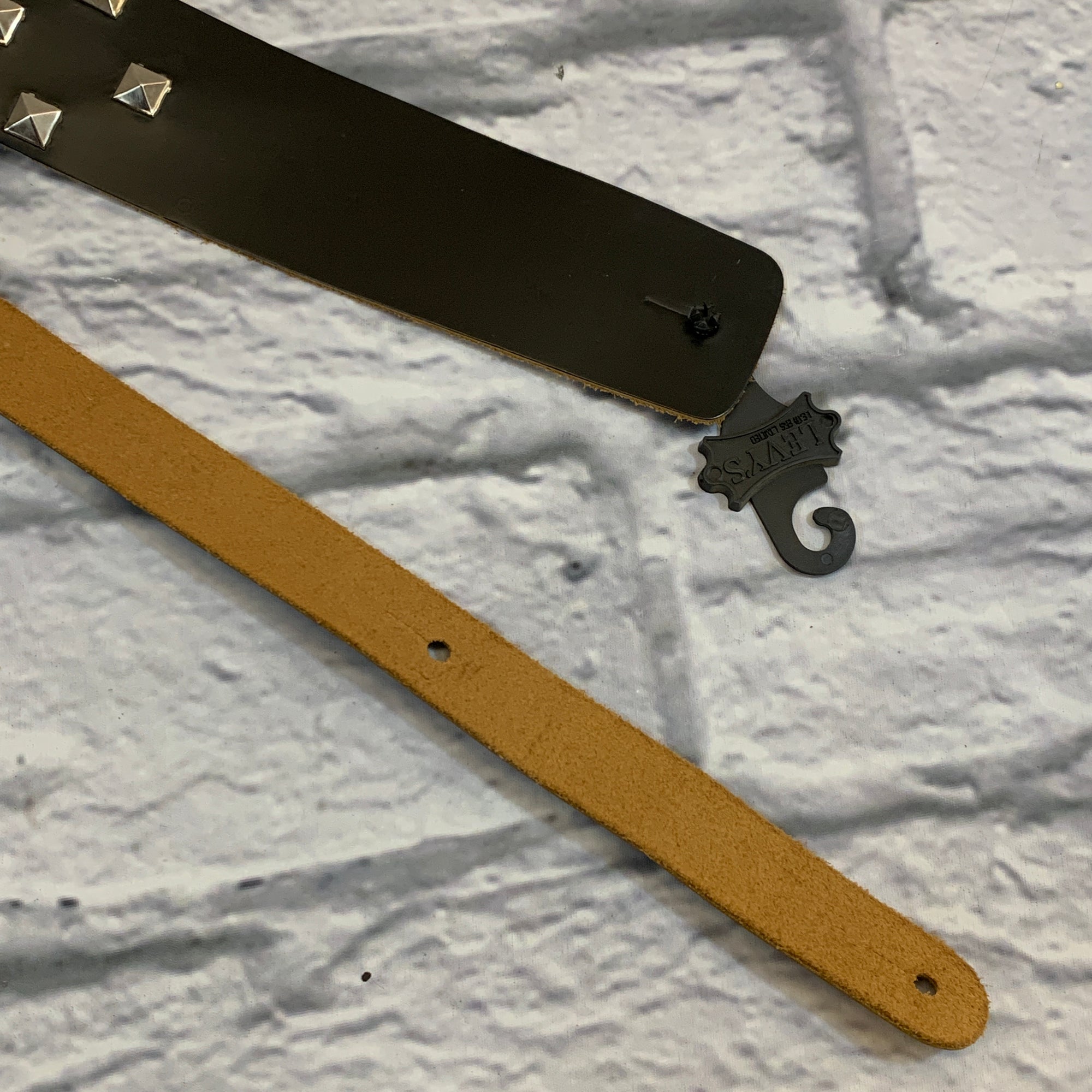 Levy's M1SD2 Leather Guitar Strap 2 1/2" with Metal Studs Black