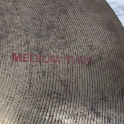 Paiste 18 Medium Thin Cymbal Keyholed