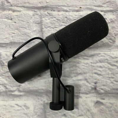 Shure SM7B Cardioid Dynamic Microphone