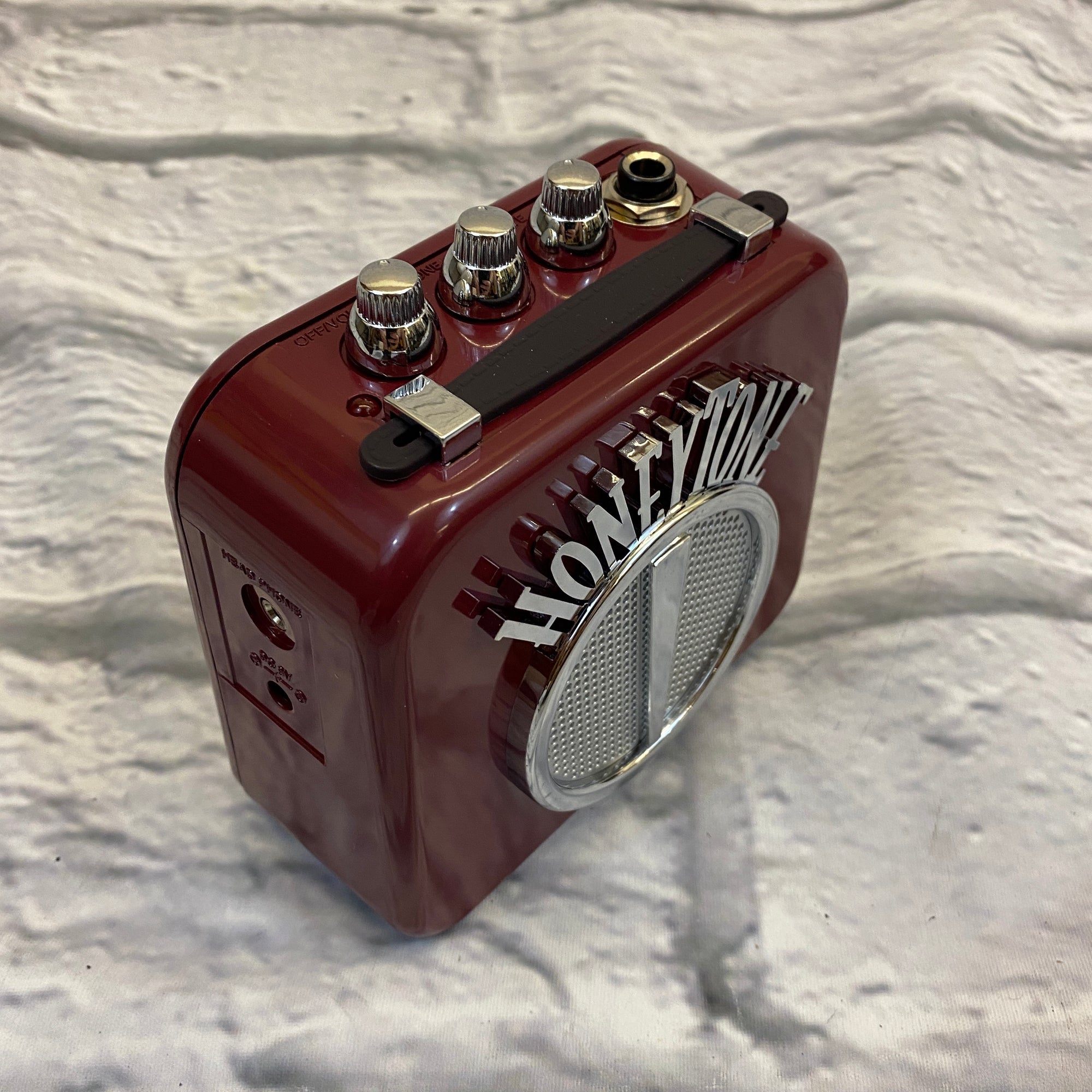 Honeytone N-10 Mini Guitar Amp - Burgundy