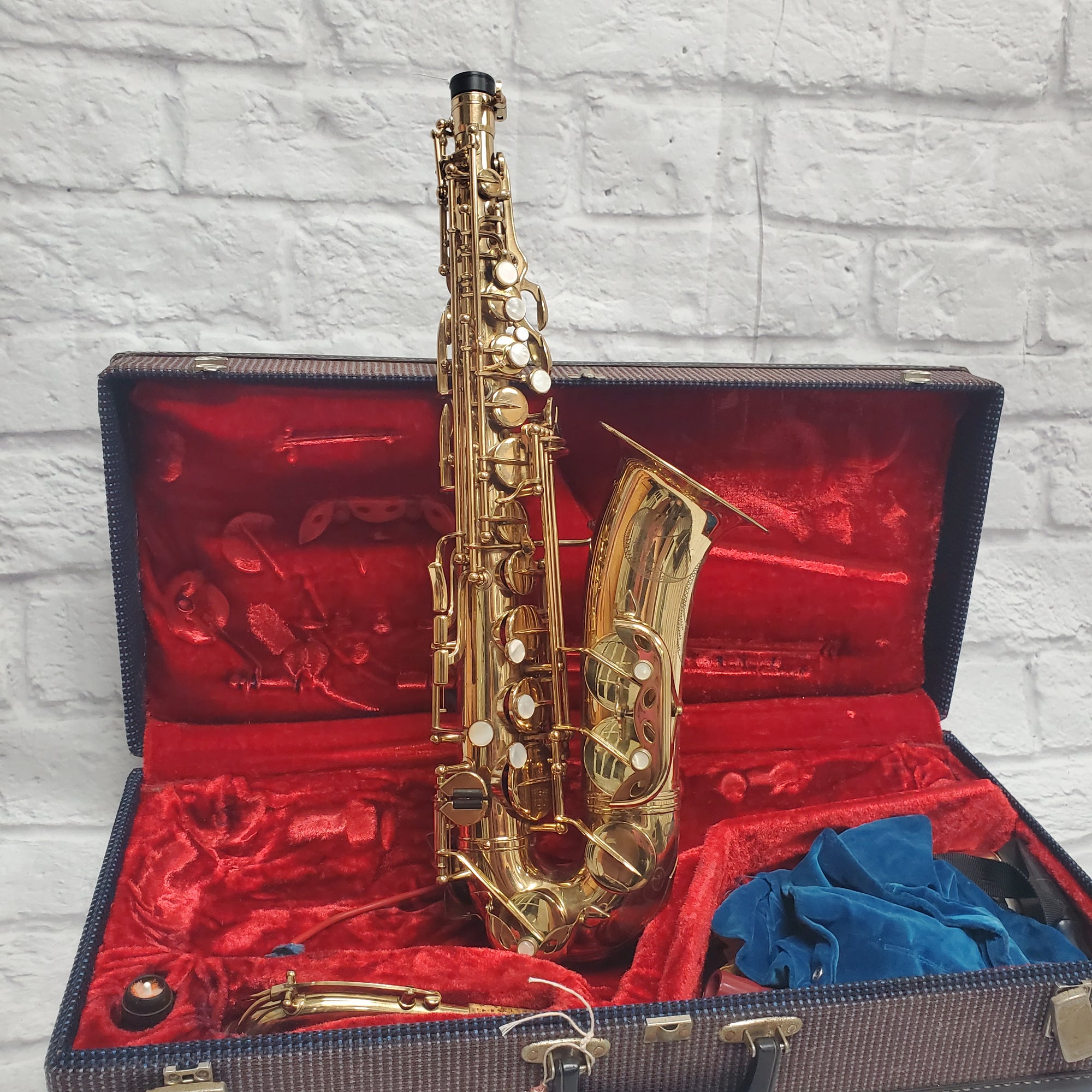 Vito Alto Saxophone - 17609