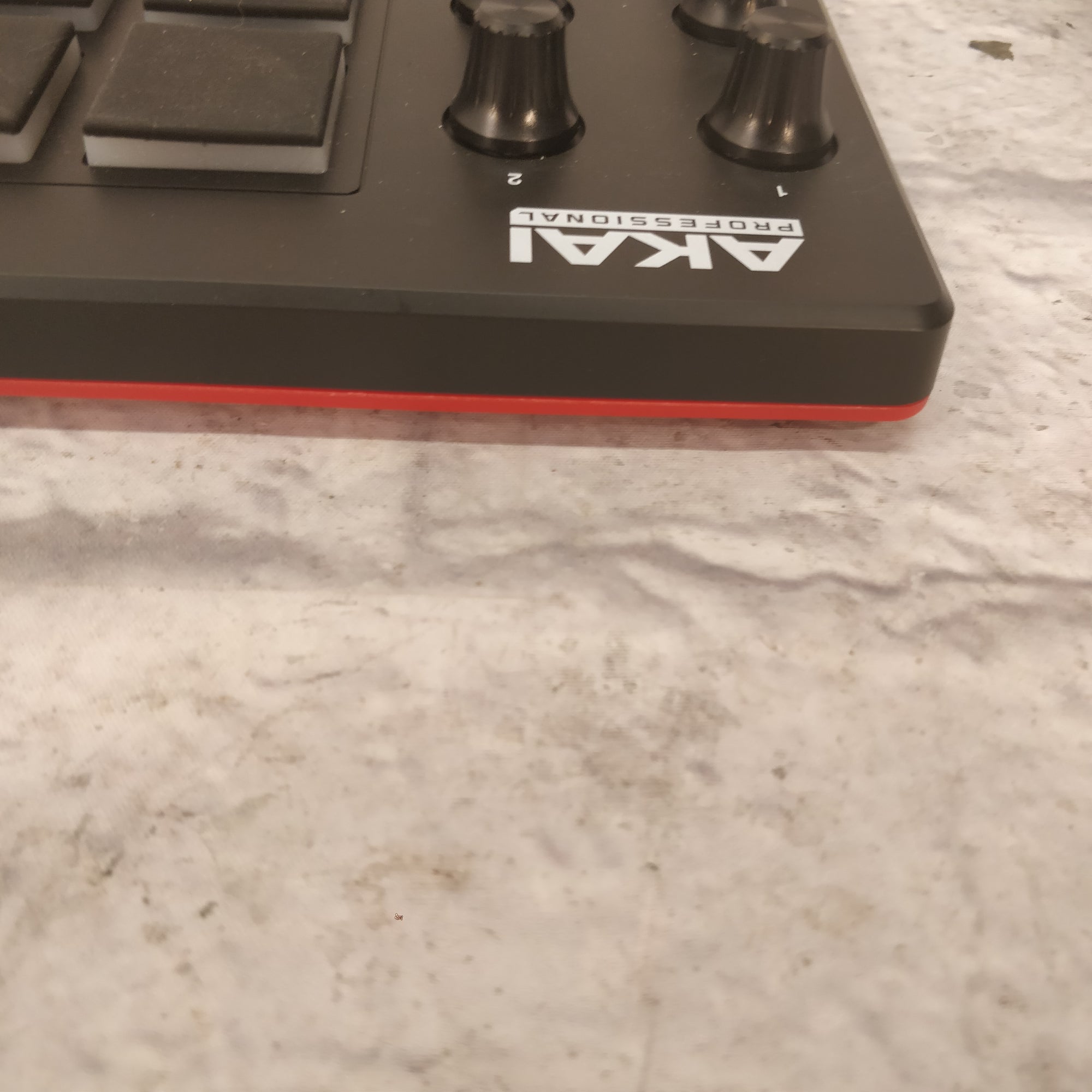 Akai Professional MPD218 USB/MIDI Drum Pad Controller