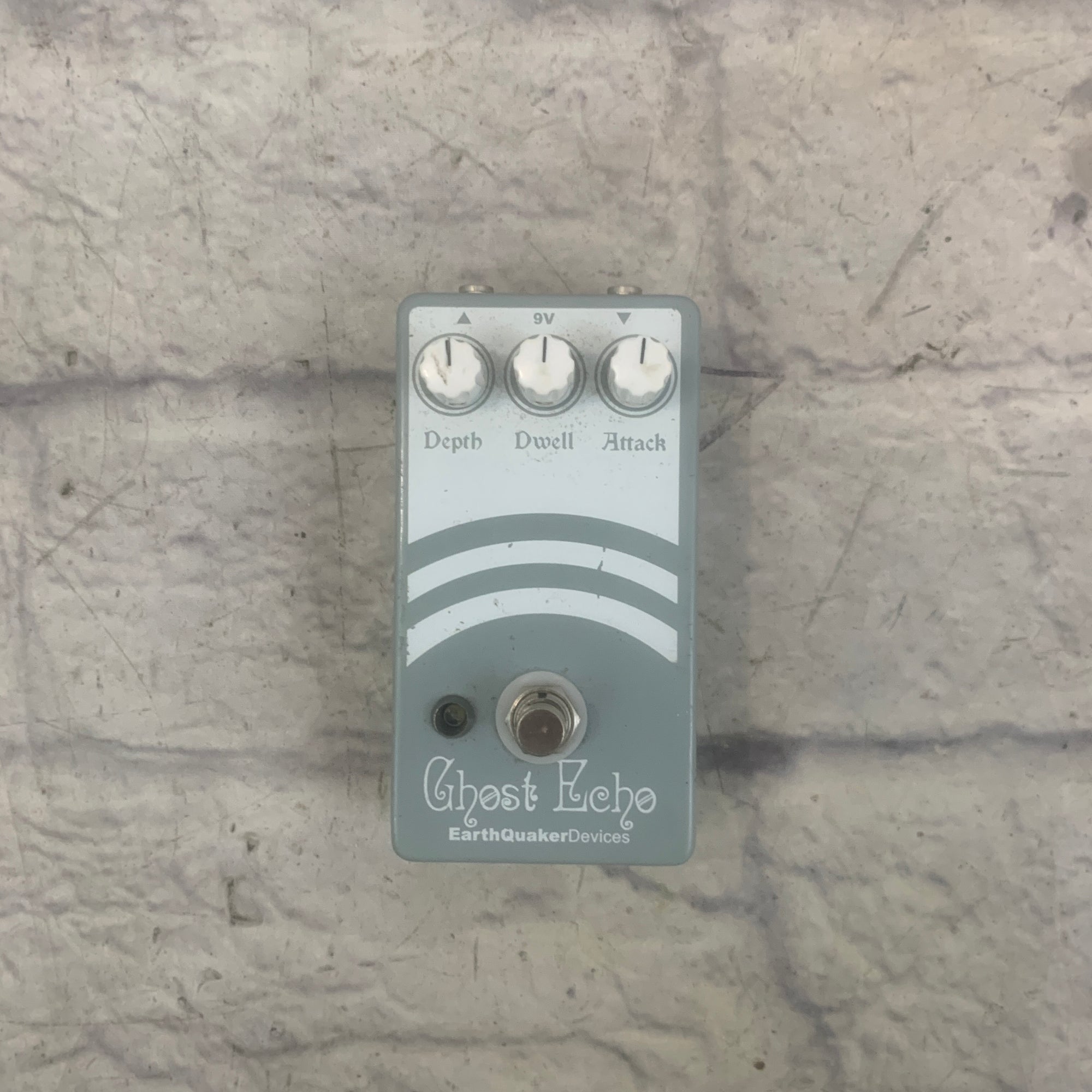 EarthQuaker Devices Ghost Echo Delay Pedal