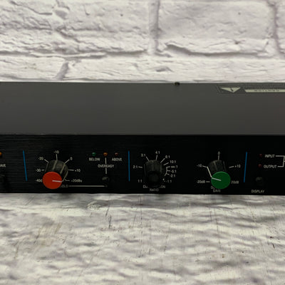 DBX 160 Compressor/Limiter