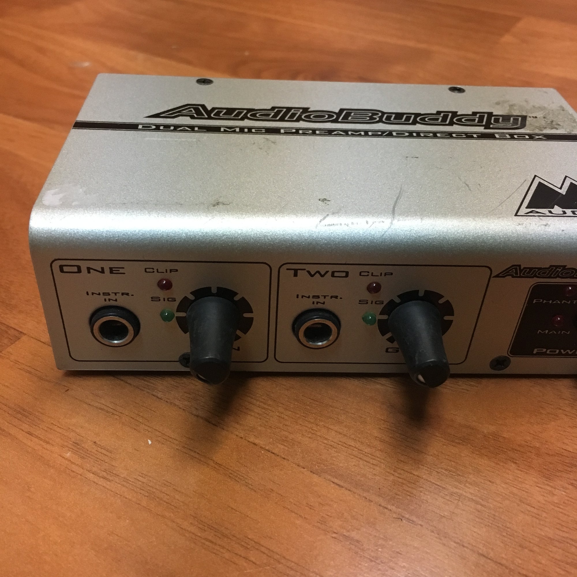 AudioBuddy Dual Mic Preamp / DI Box