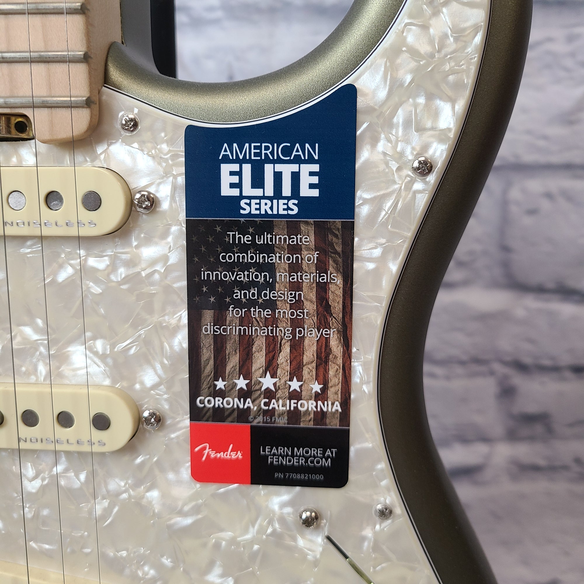 Fender American Elite Stratocaster MN SA Maple Fretboard - Satin Jade Pearl