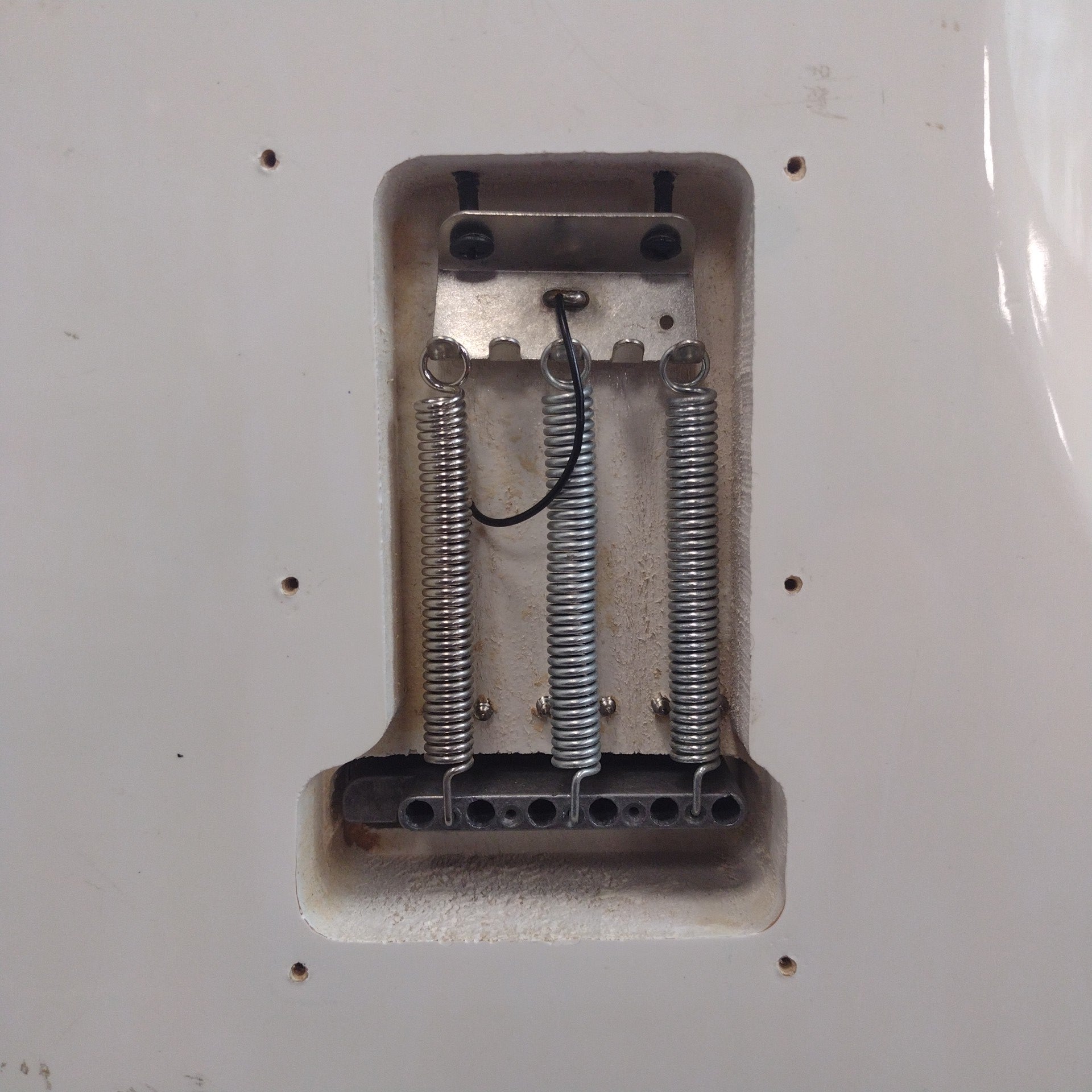 Unknown Olympic White Strat Body w. Pickguard