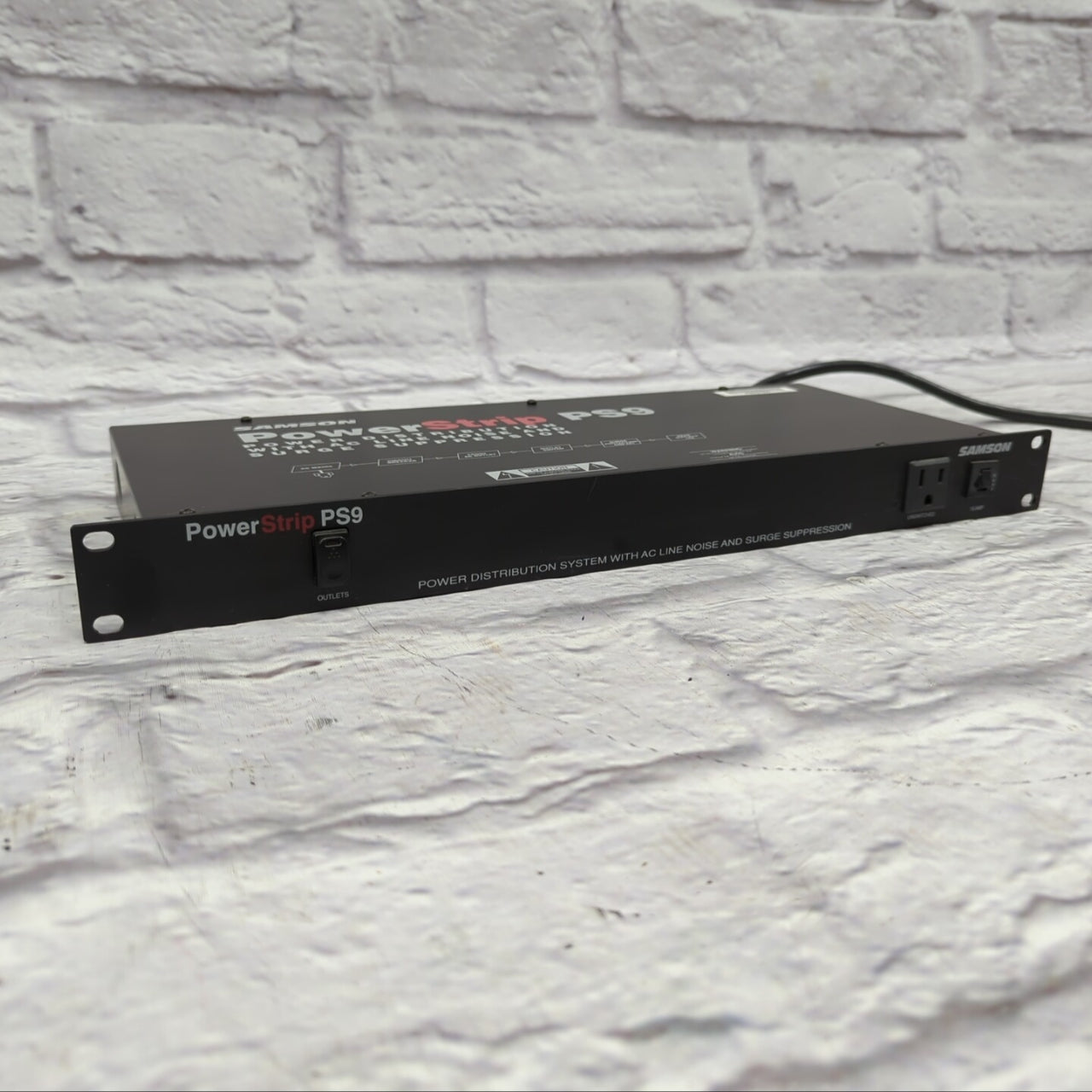 Samson PowerStrip PS9 Power Distribution w/ AC Line Noise and Surge Protection