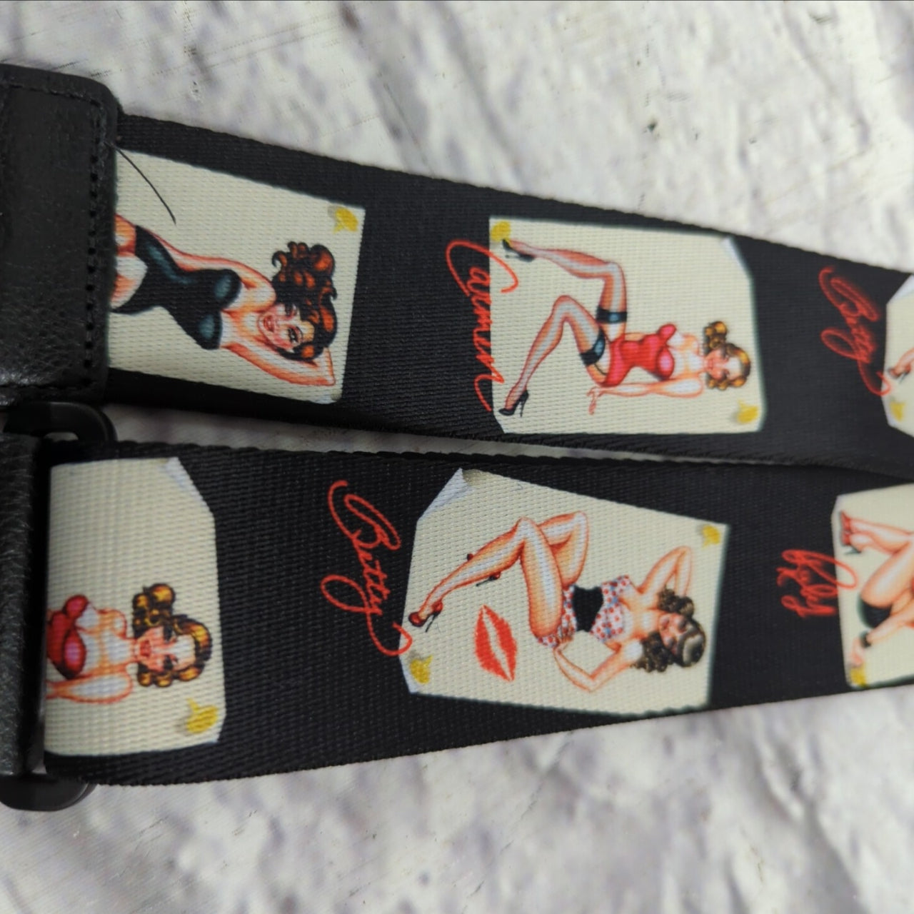 Levy's Leathers  Pin-Up Design MPS2-072 2" Sonic Art Series Polyester Guitar Strap
