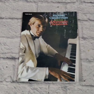 Hal Leonard: Richard Clayderman A Romantic Christmas Piano Solo Book