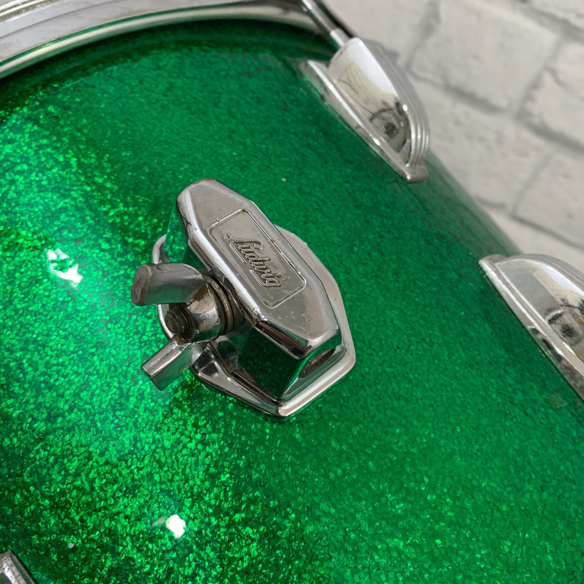 Vintage Ludwig 10 x 14 Green Sparkle Rack Tom B/O Blue and Olive Badge 1970s 1972 / 73
