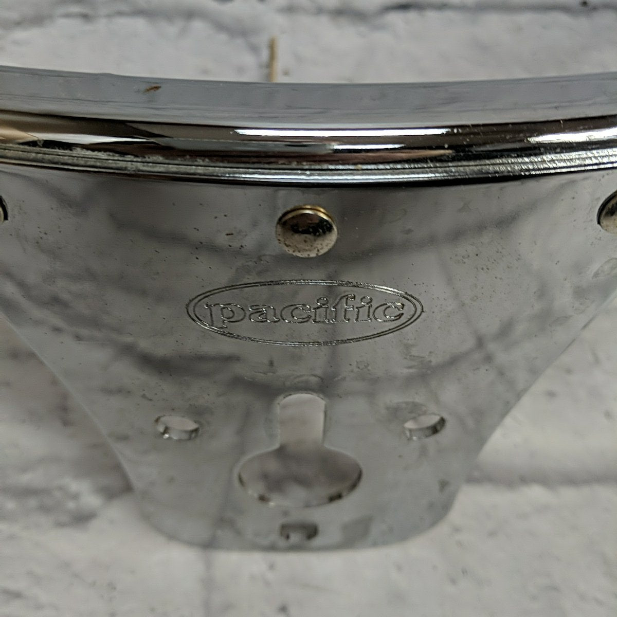 Pacific 16" Suspension Mount